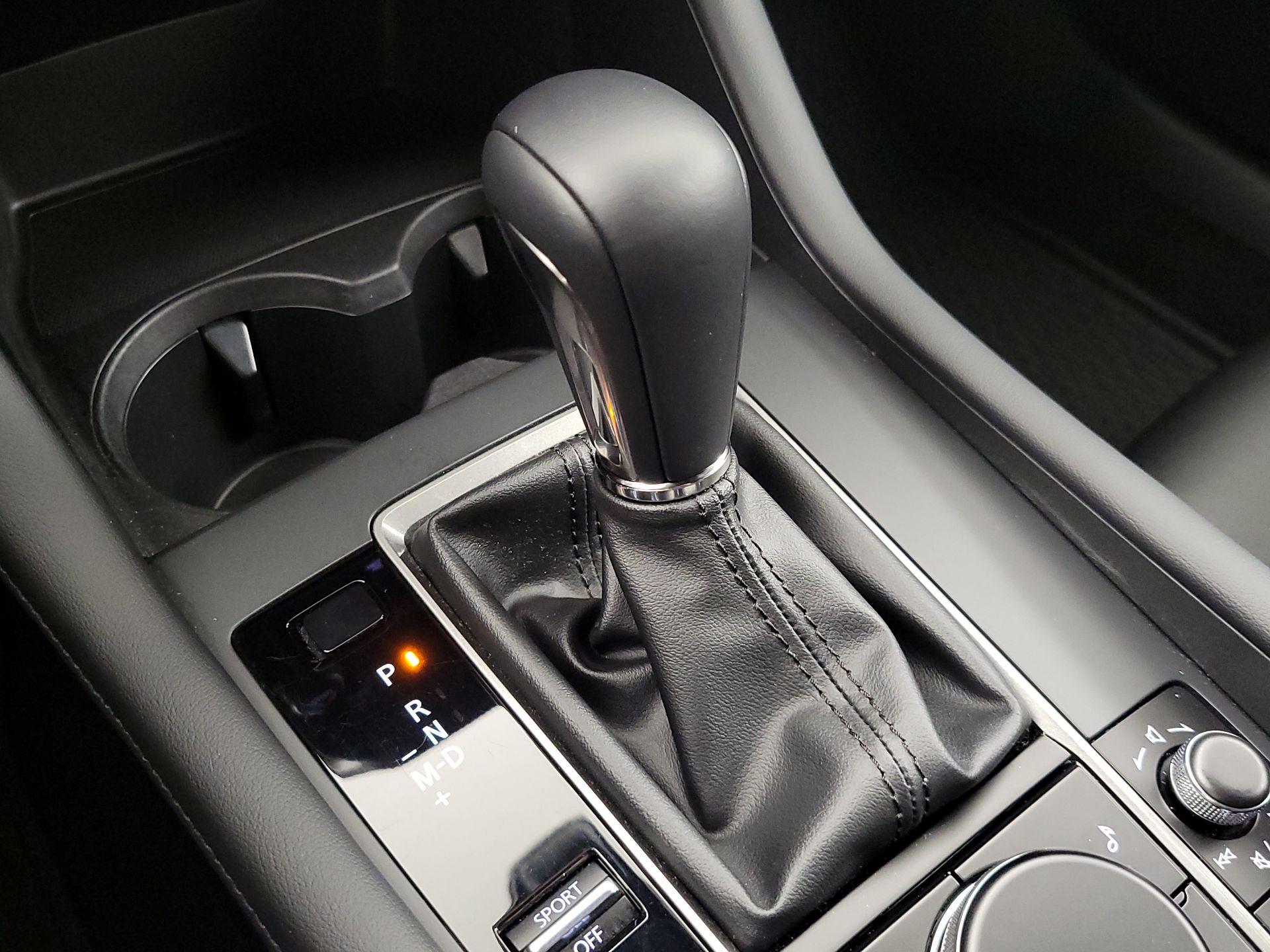 Thumbnail: 2022 Mazda Mazda3 - 17