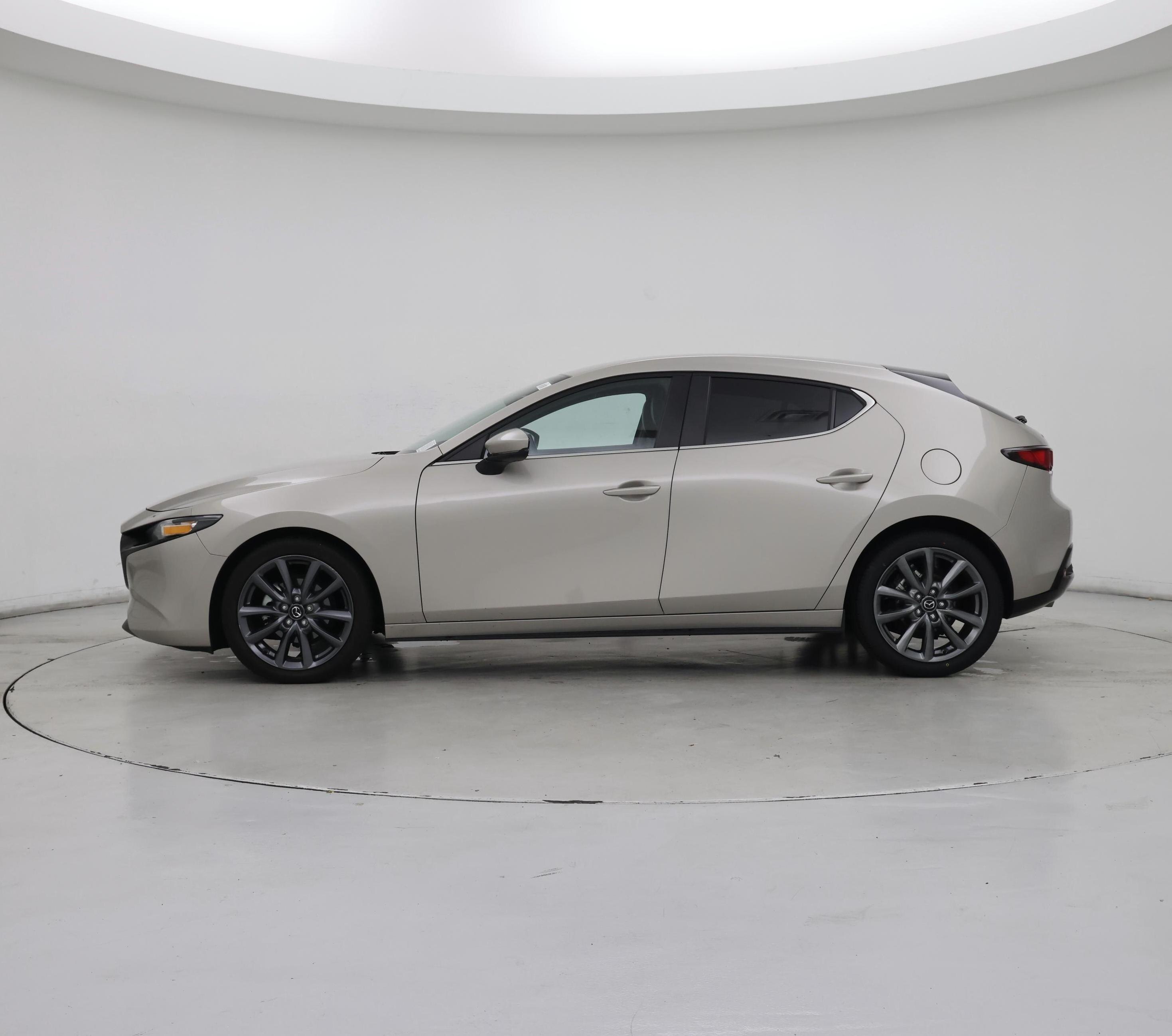 Thumbnail: 2022 Mazda Mazda3 - 3