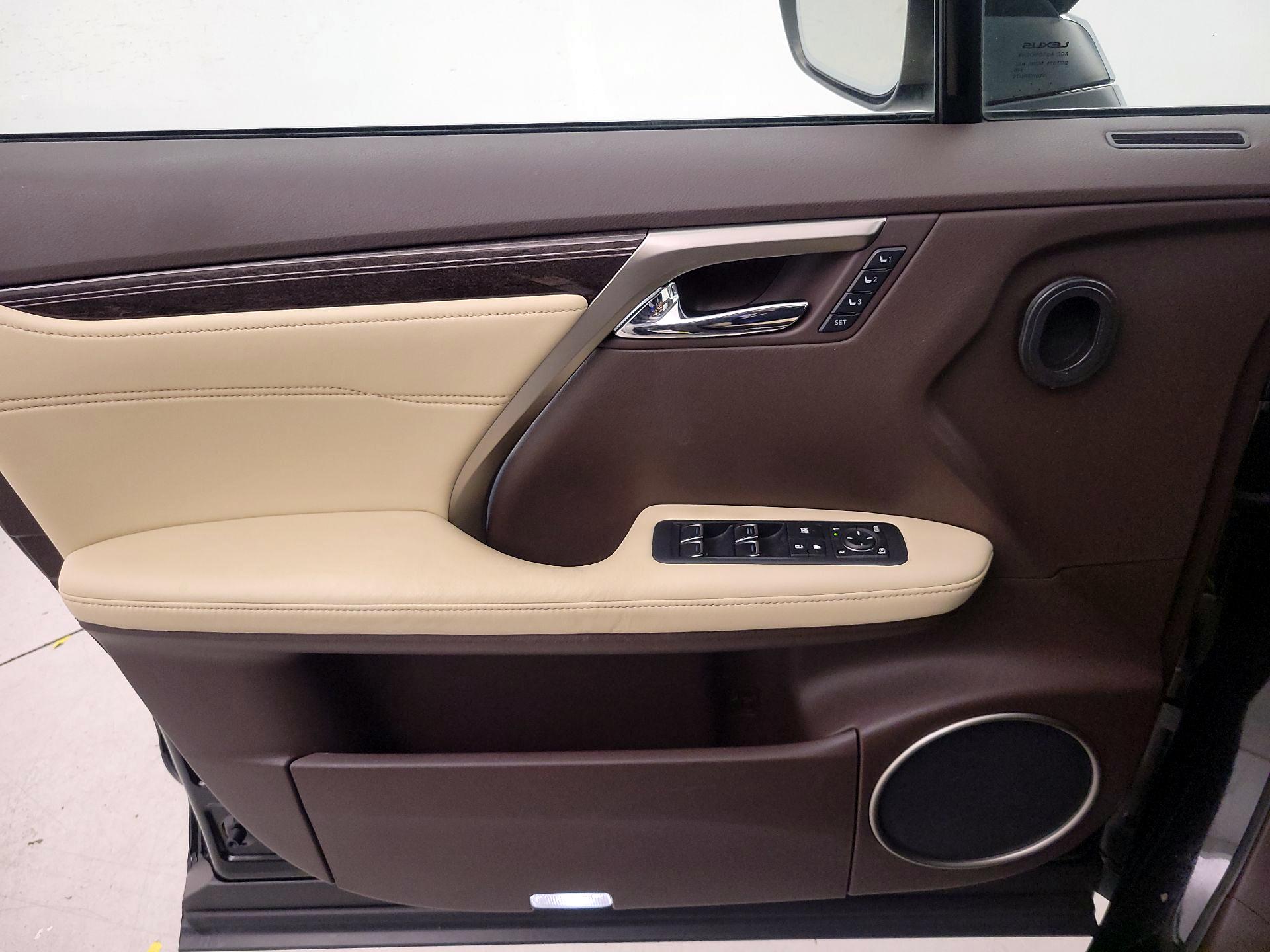 Thumbnail: 2016 Lexus RX - 12