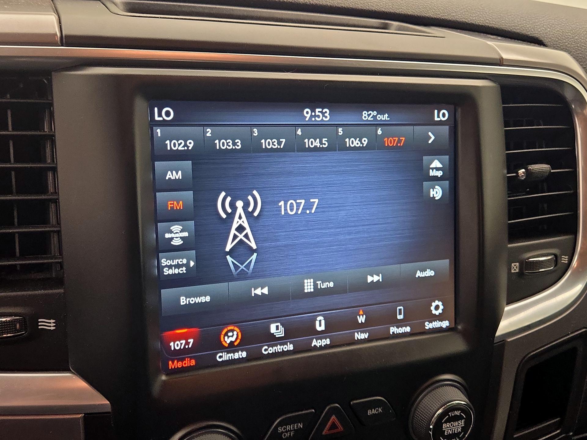 Thumbnail: 2023 RAM 1500 Classic - 16