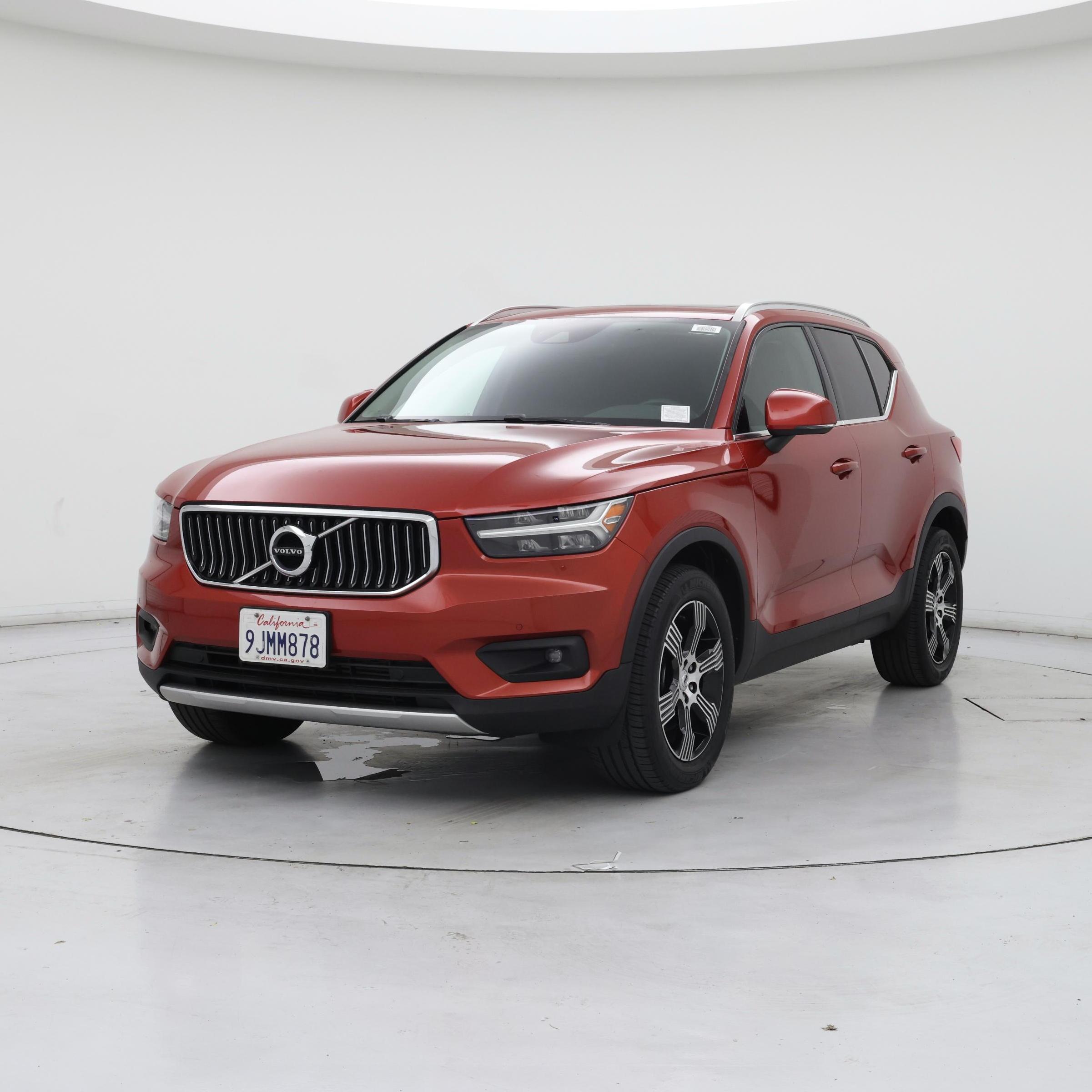 Thumbnail: 2021 Volvo XC40 - 4