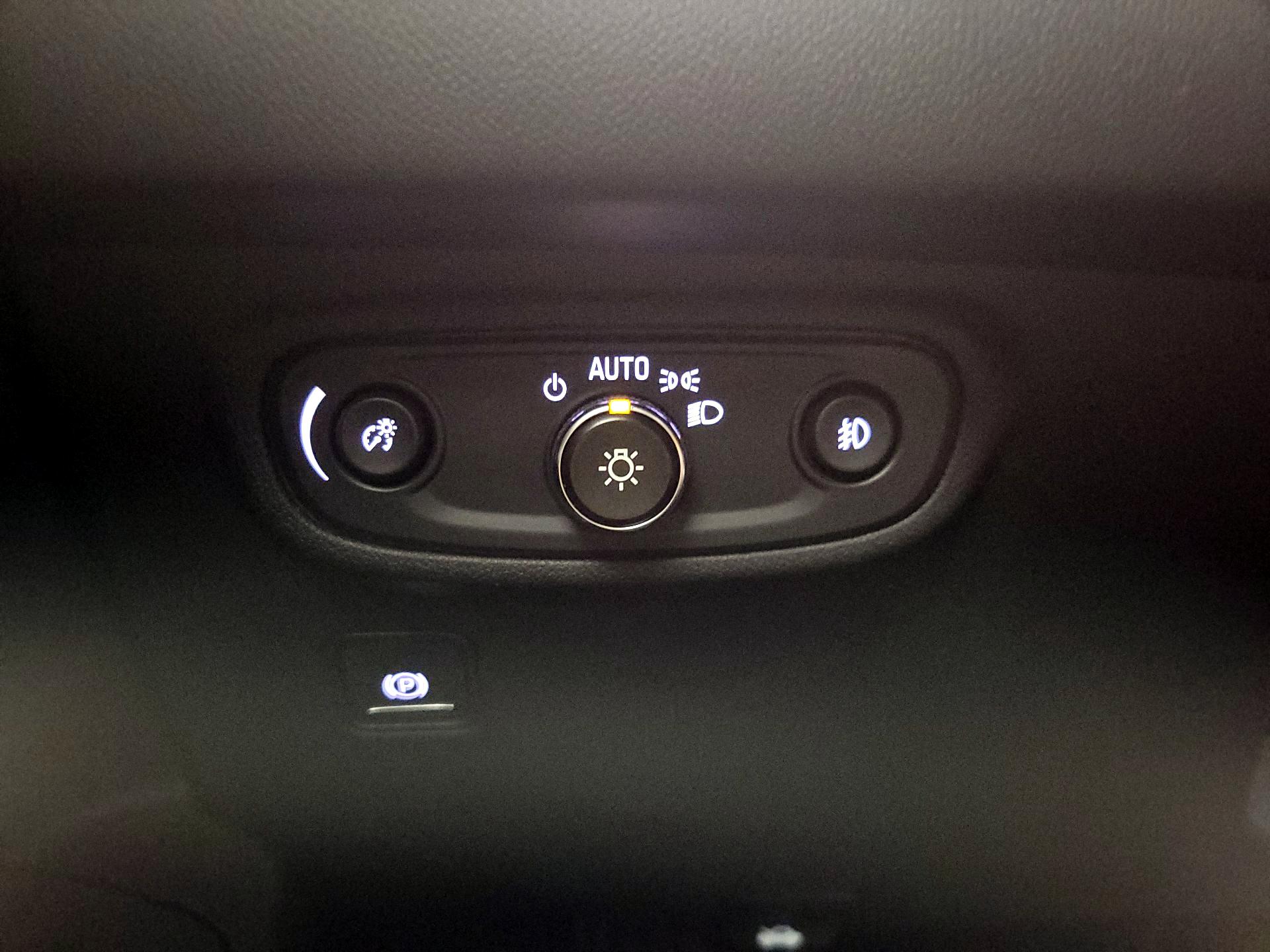 Thumbnail: 2020 GMC Terrain - 13