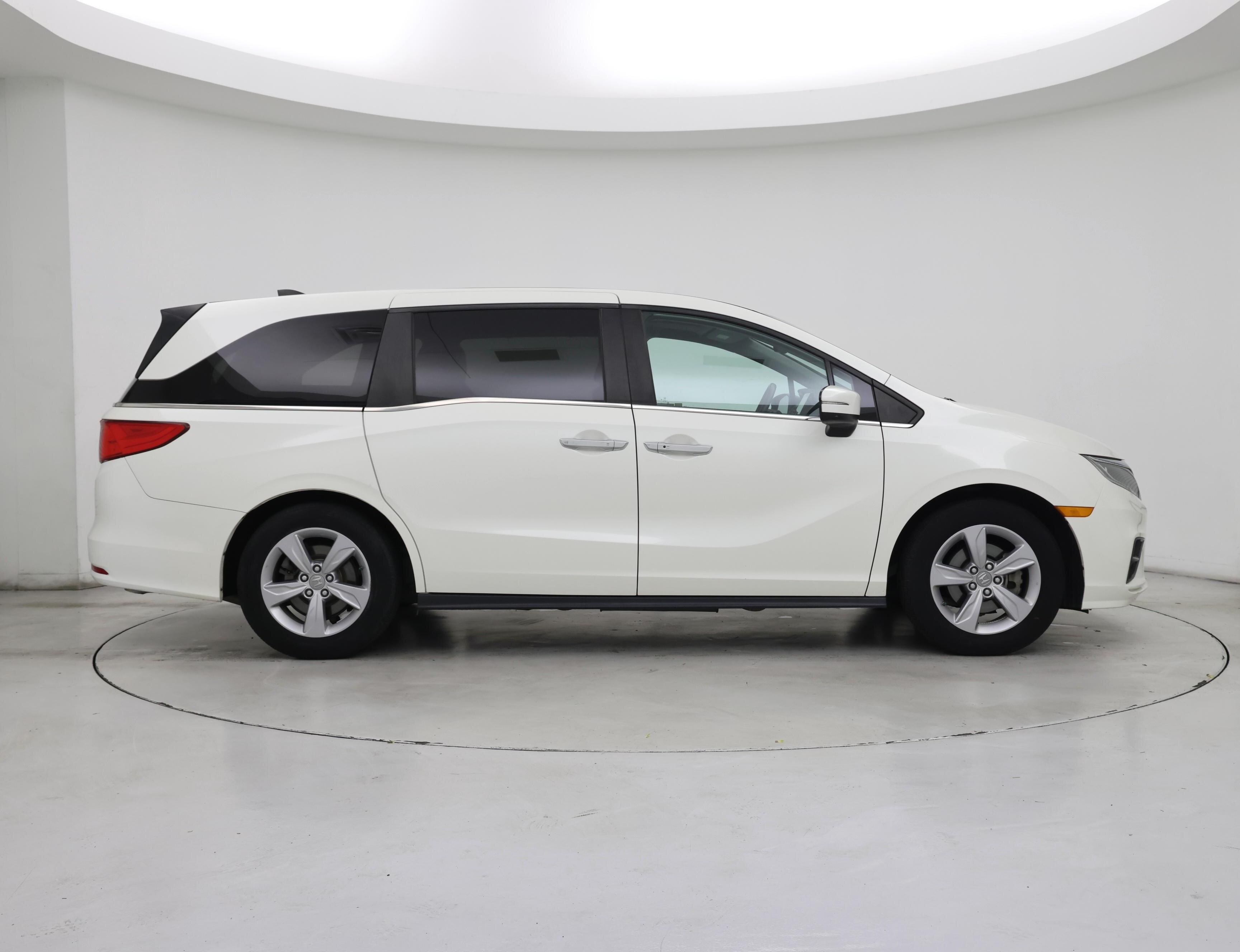 Thumbnail: 2019 Honda Odyssey - 7
