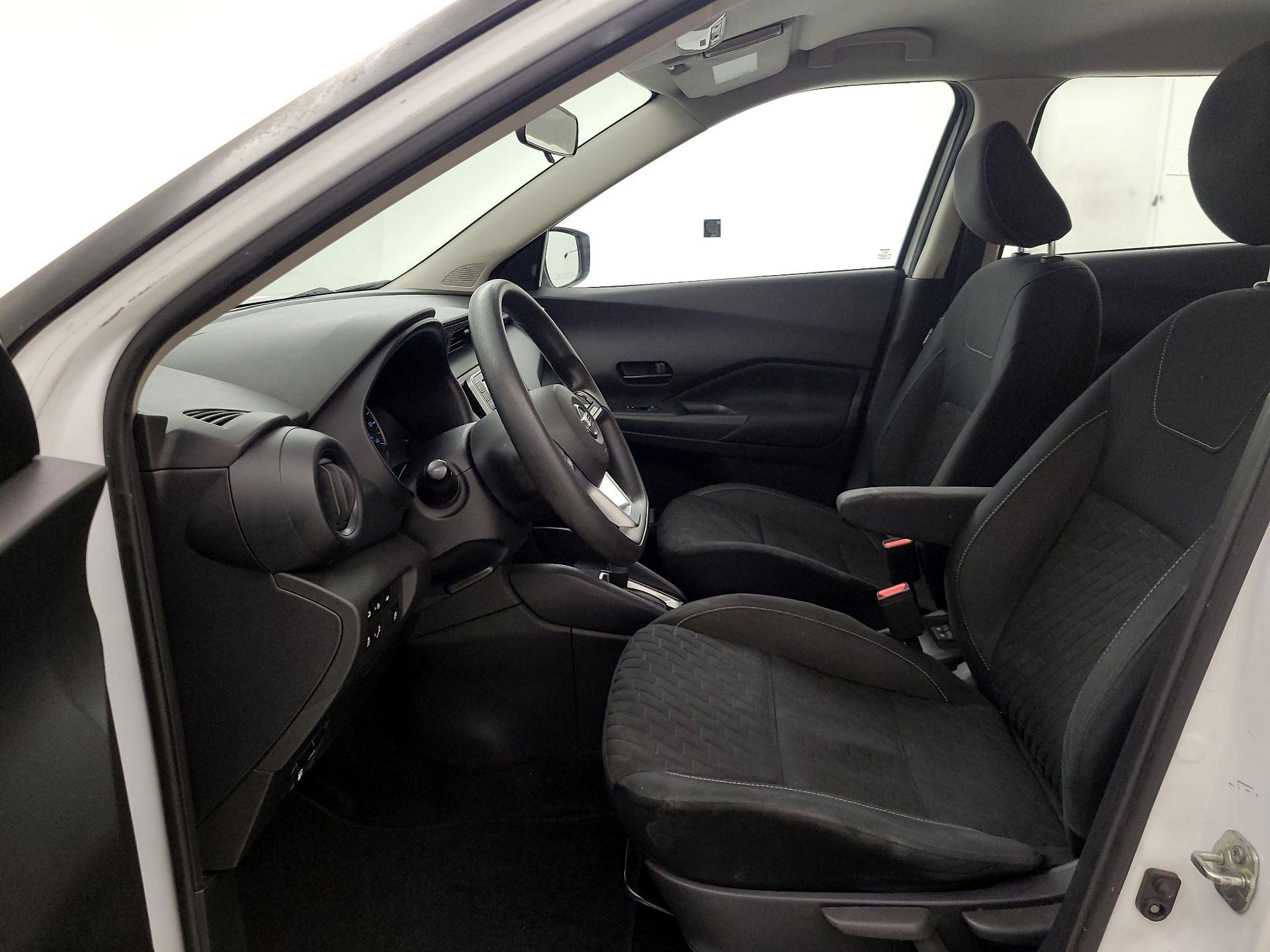 Thumbnail: 2021 Nissan Kicks - 11