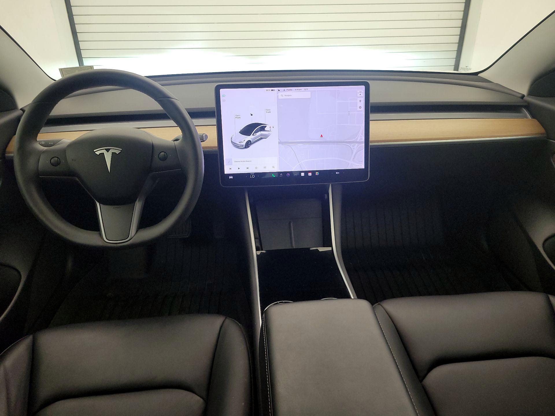 Thumbnail: 2020 Tesla Model 3 - 9