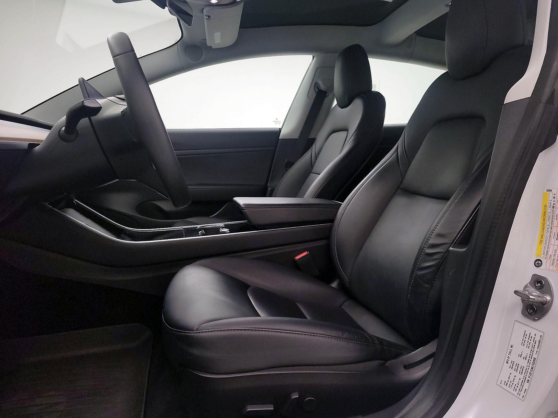 Thumbnail: 2020 Tesla Model 3 - 11