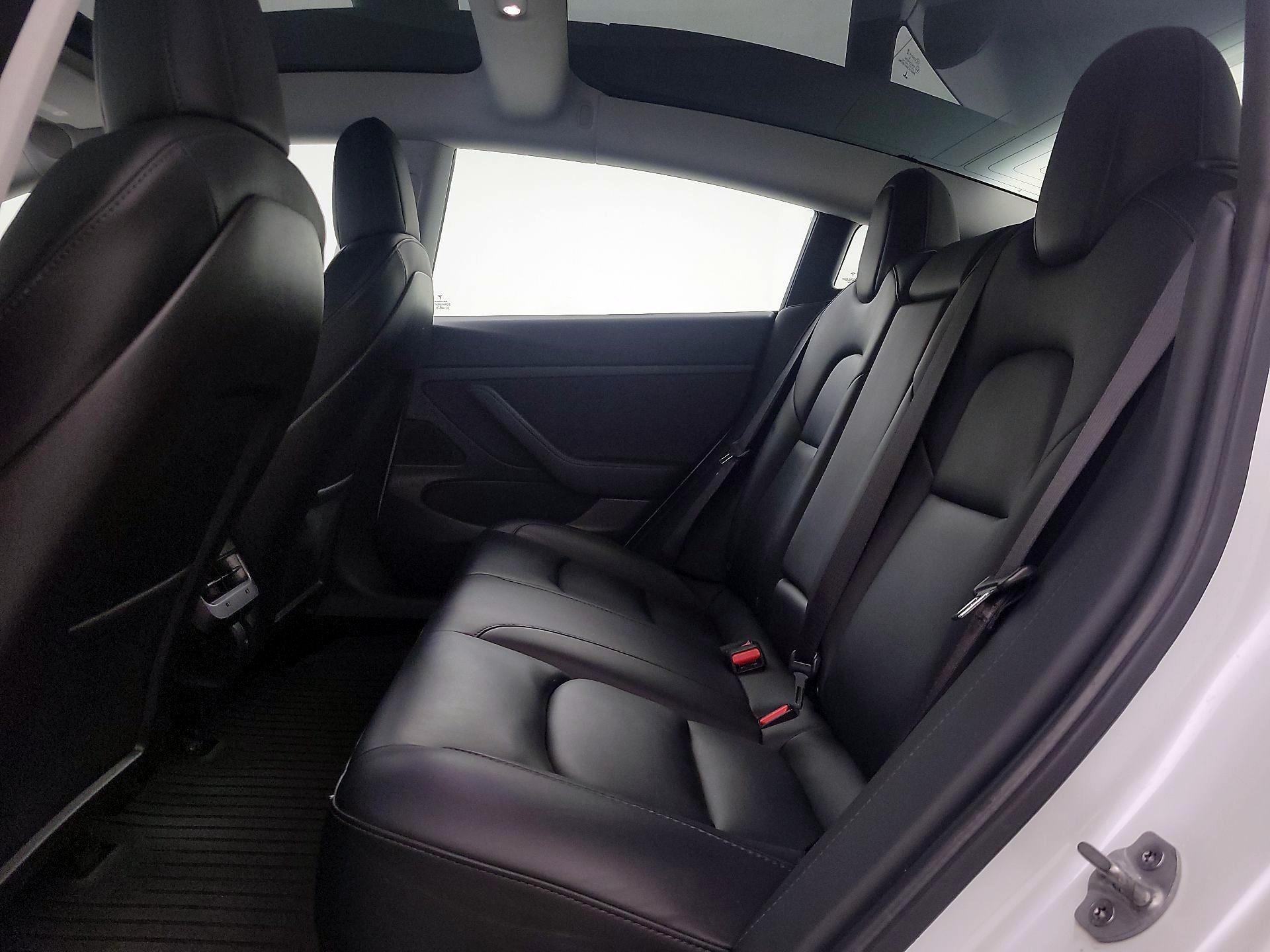 Thumbnail: 2020 Tesla Model 3 - 20