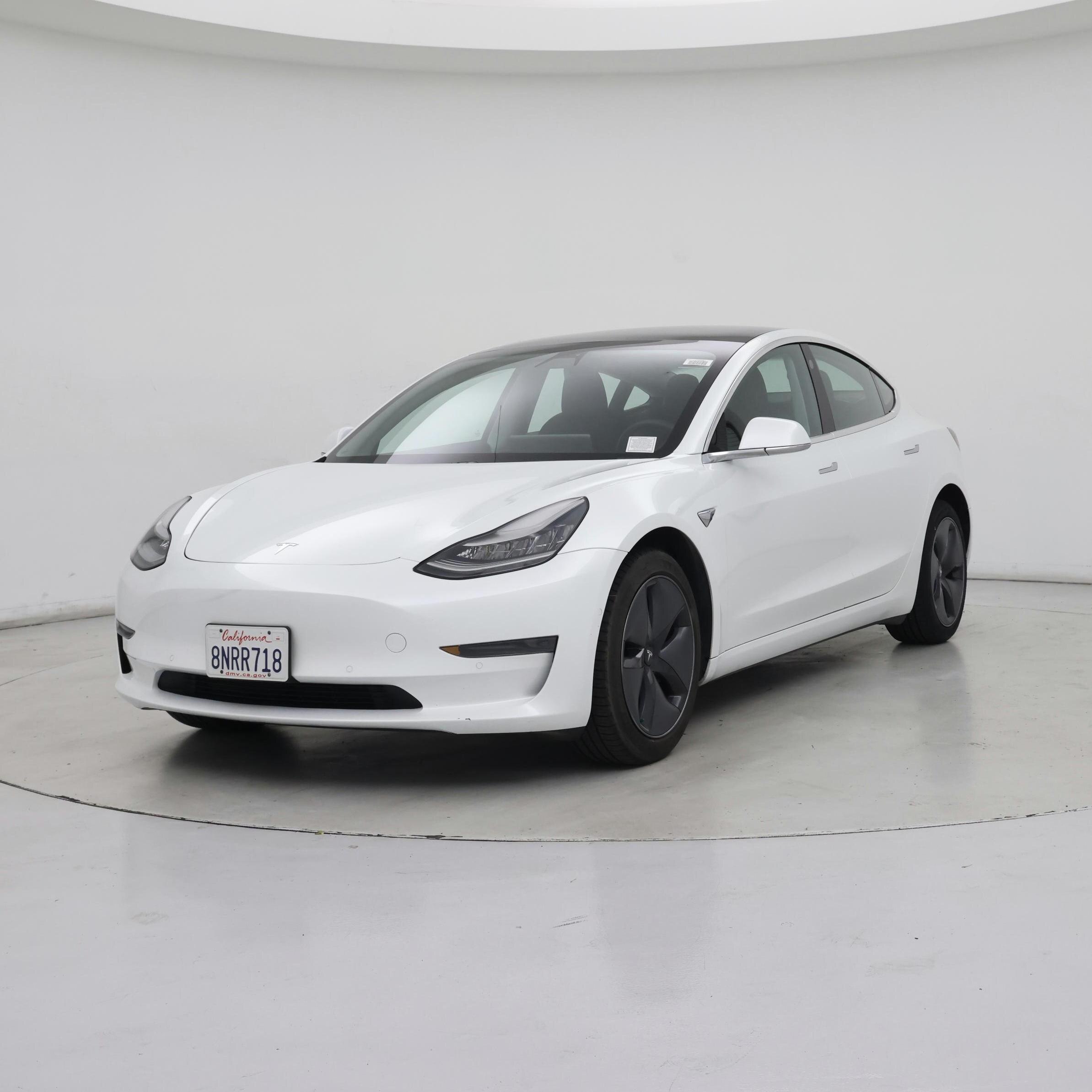 Thumbnail: 2020 Tesla Model 3 - 4