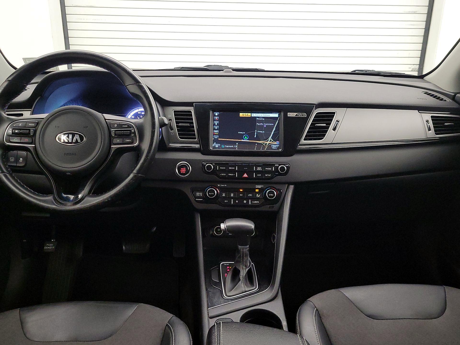 Thumbnail: 2018 Kia Niro - 9