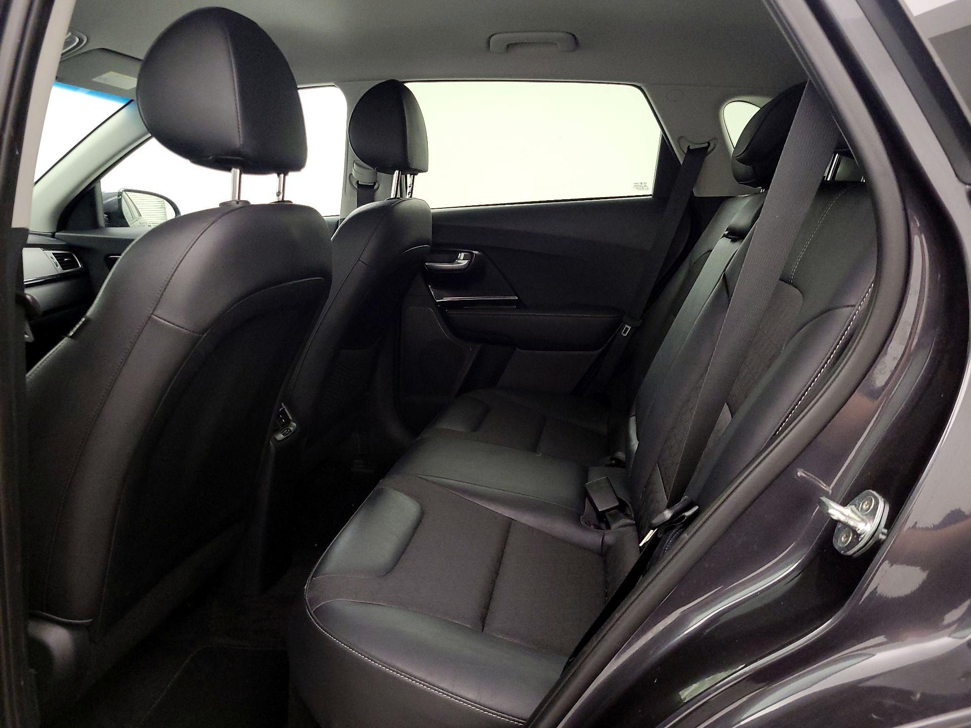 Thumbnail: 2018 Kia Niro - 20