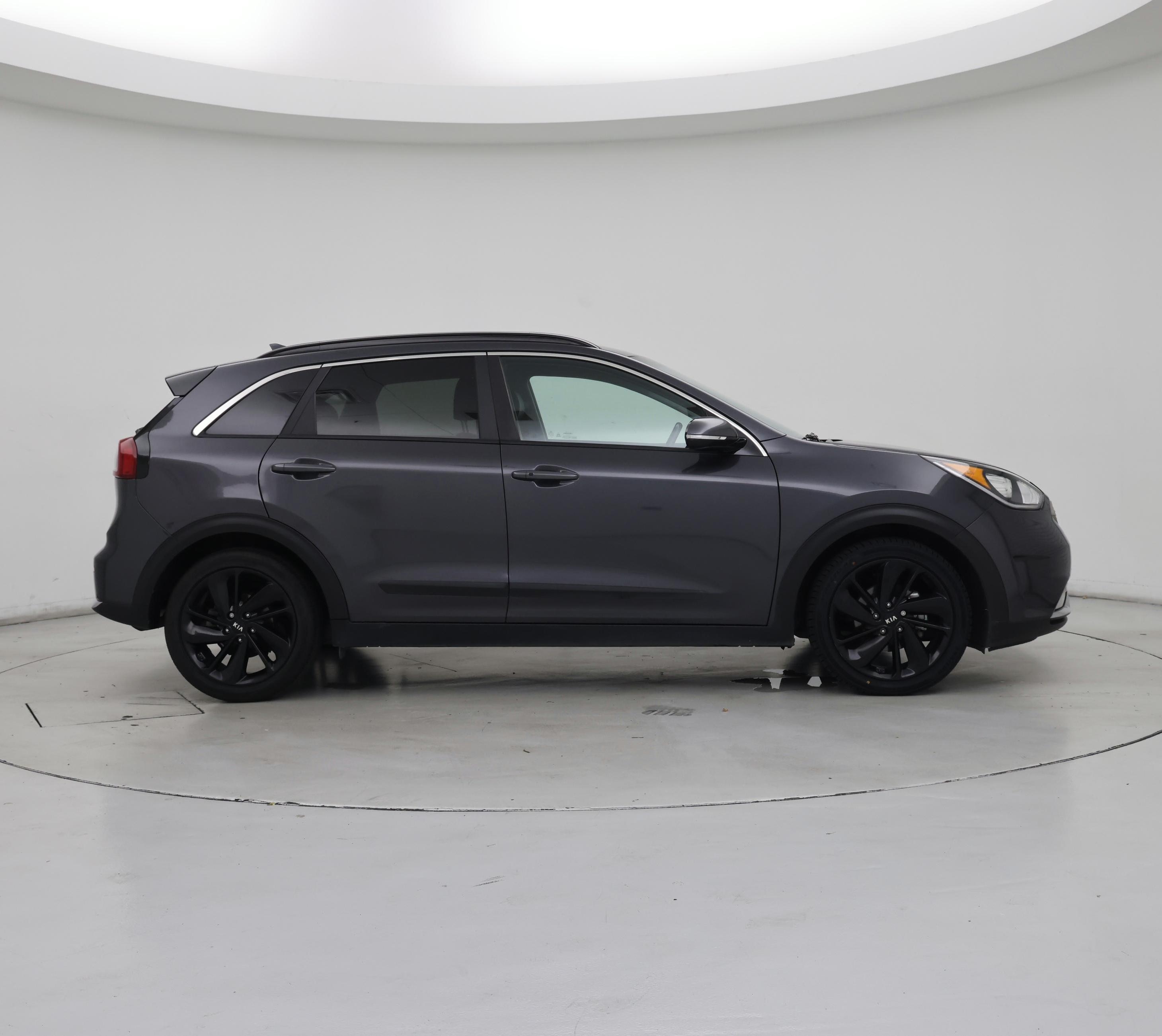 Thumbnail: 2018 Kia Niro - 7