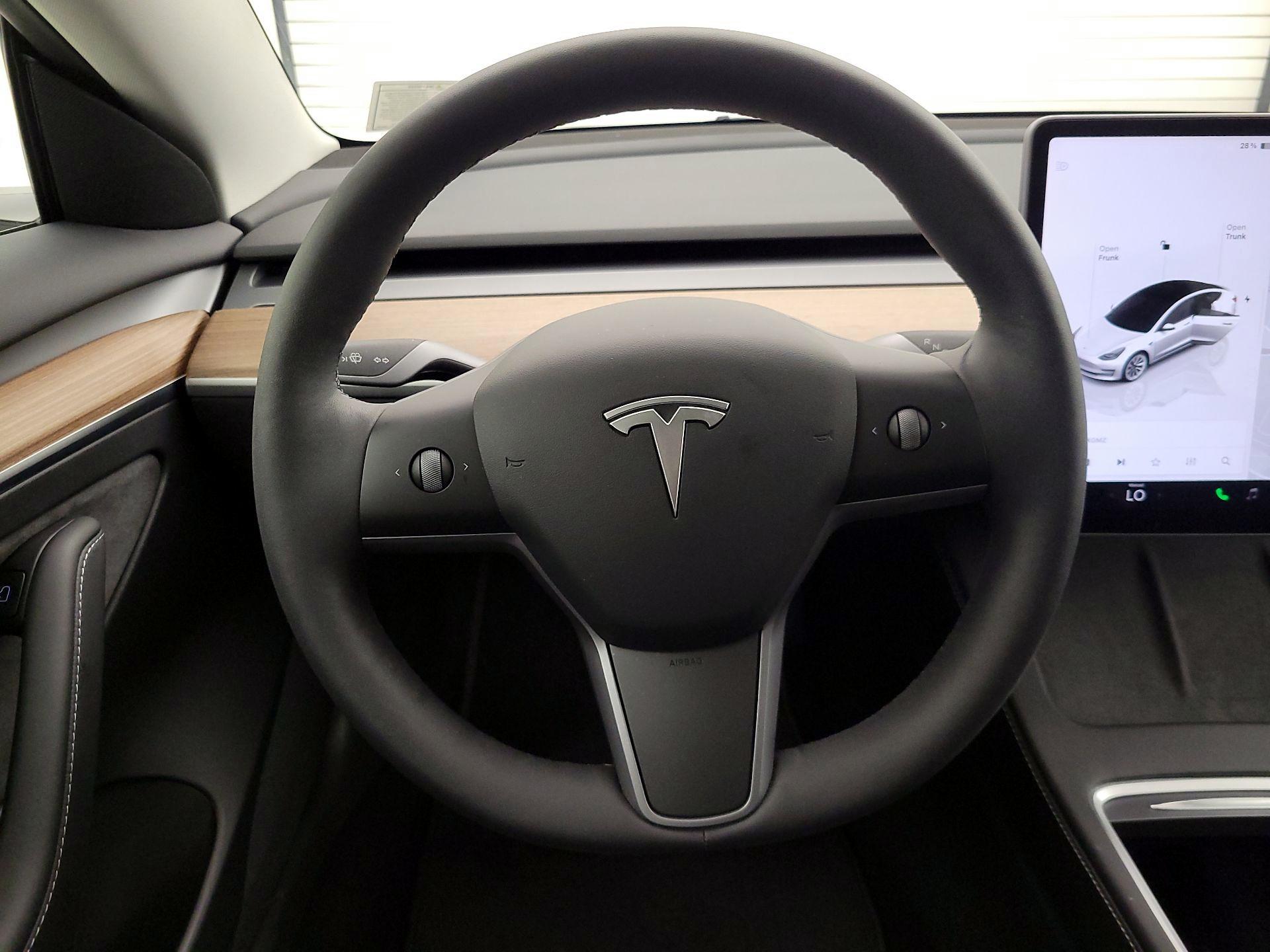 Thumbnail: 2022 Tesla Model 3 - 10