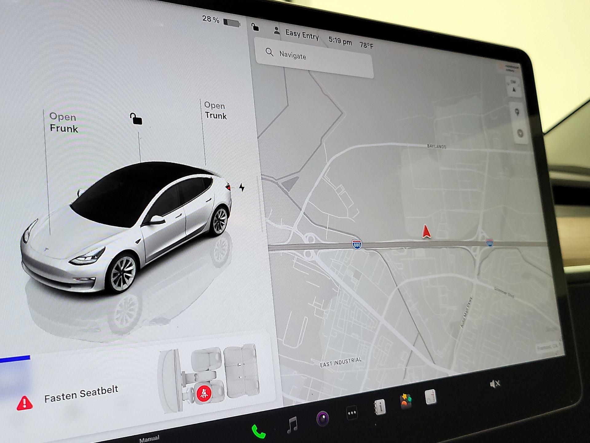 Thumbnail: 2022 Tesla Model 3 - 13