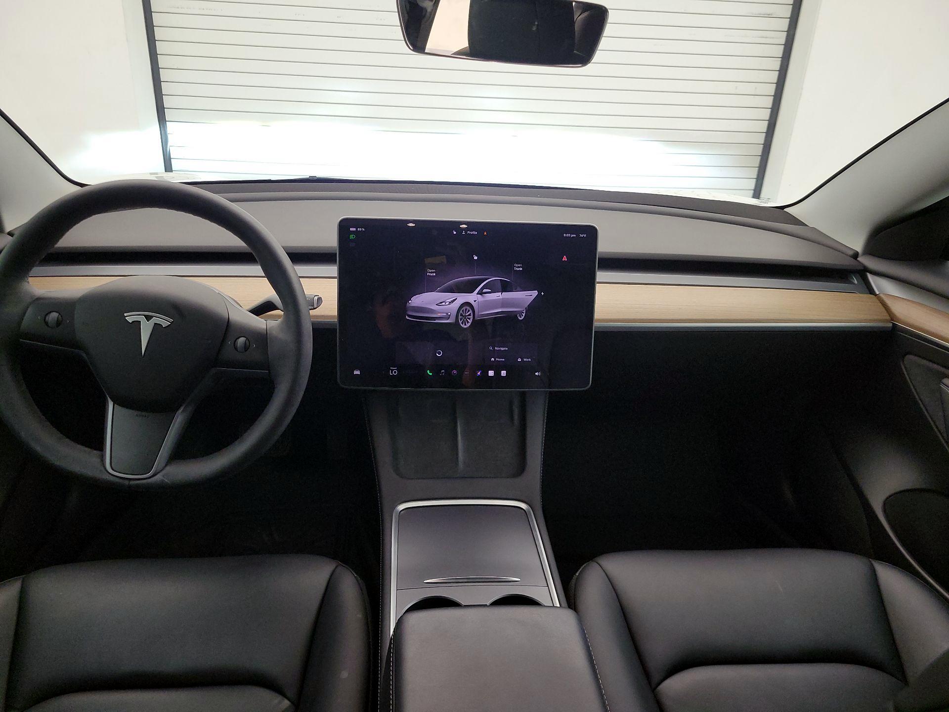 Thumbnail: 2022 Tesla Model 3 - 9