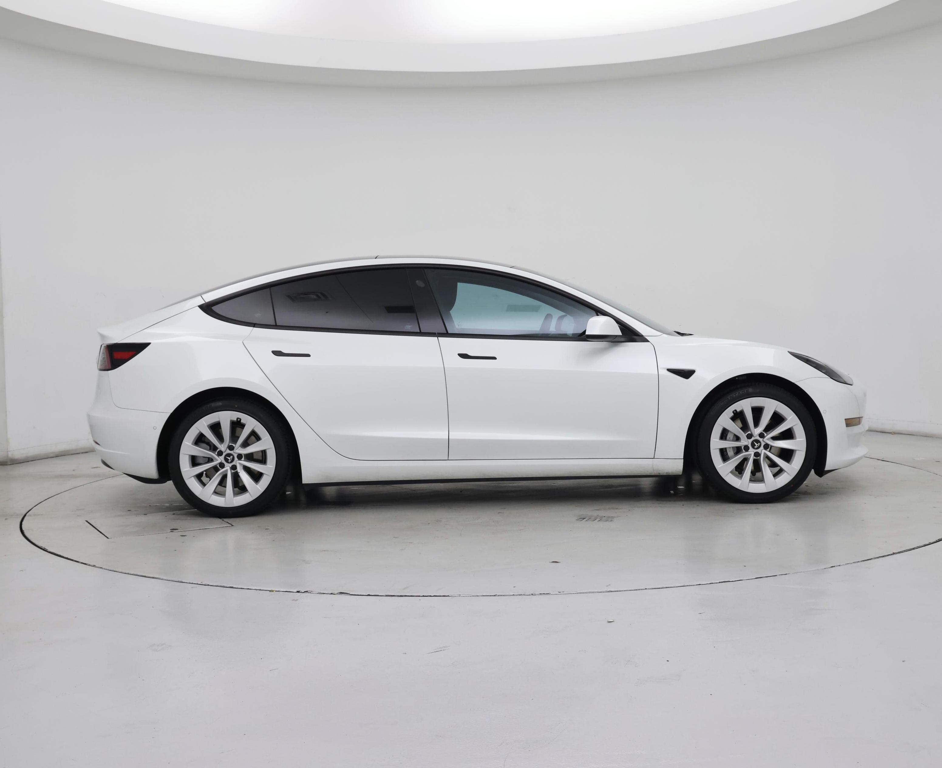 Thumbnail: 2022 Tesla Model 3 - 7