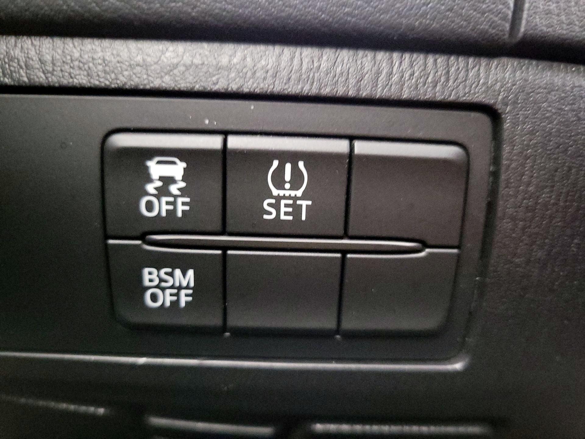 Thumbnail: 2014 Mazda Mazda6 - 13