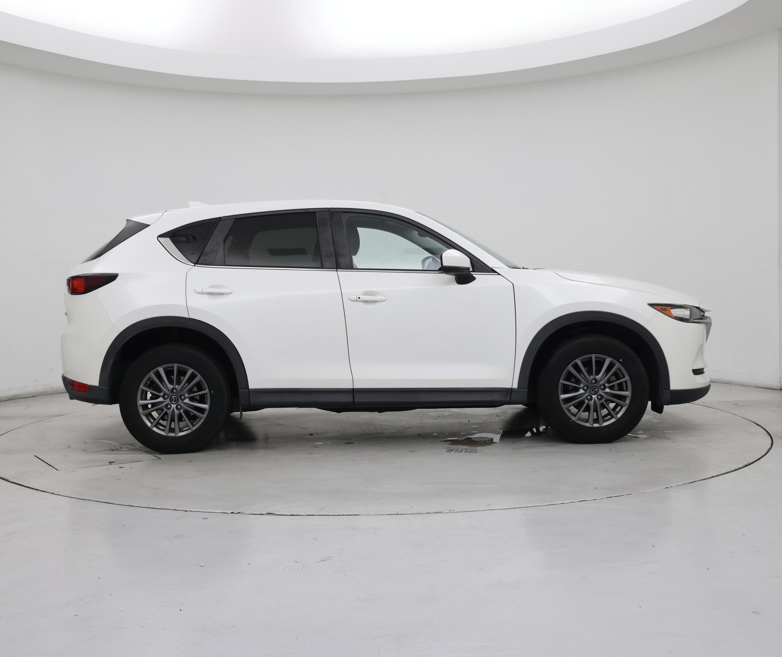 Thumbnail: 2017 Mazda CX-5 - 7
