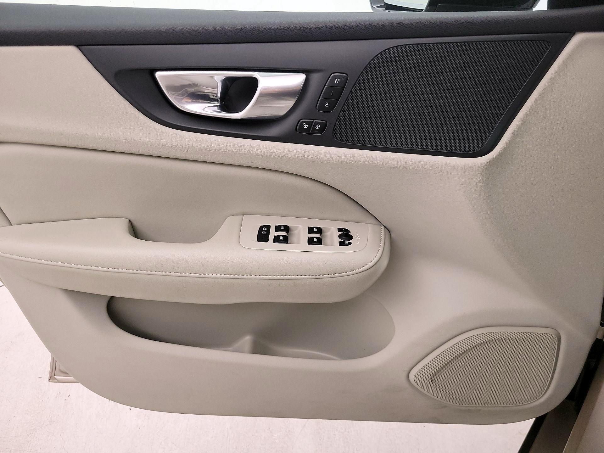 Thumbnail: 2024 Volvo S60 - 12