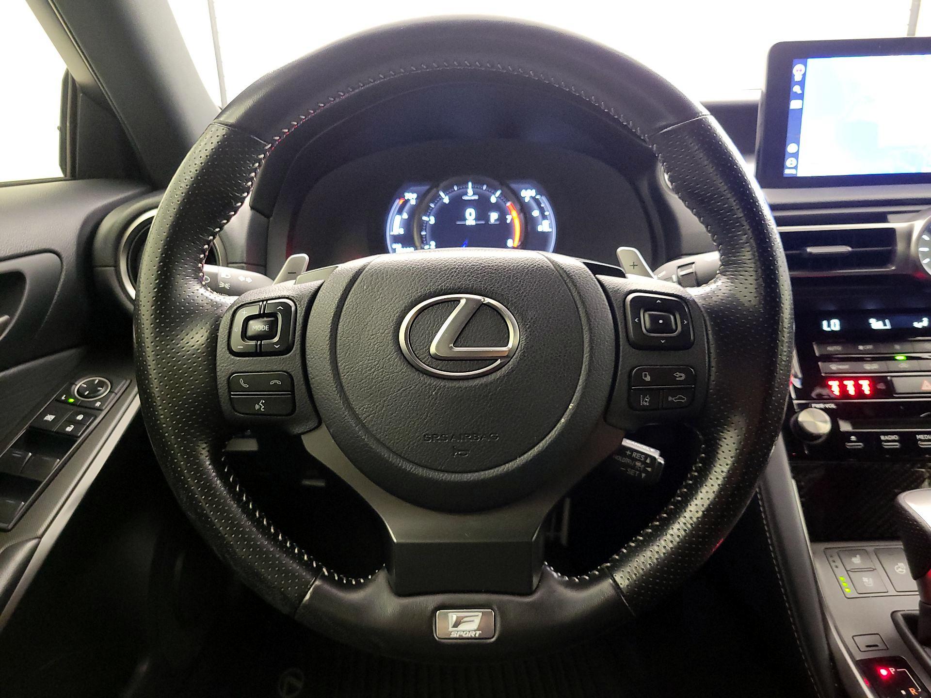 Thumbnail: 2021 Lexus IS - 10