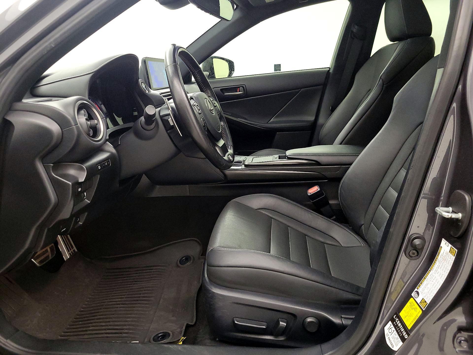 Thumbnail: 2021 Lexus IS - 11