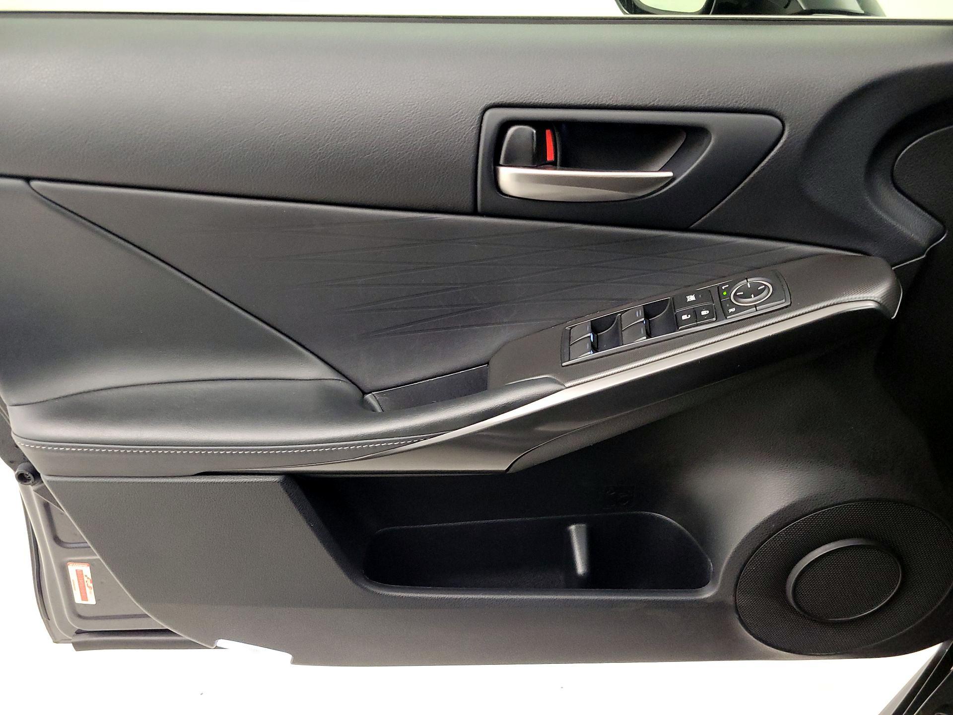 Thumbnail: 2021 Lexus IS - 12