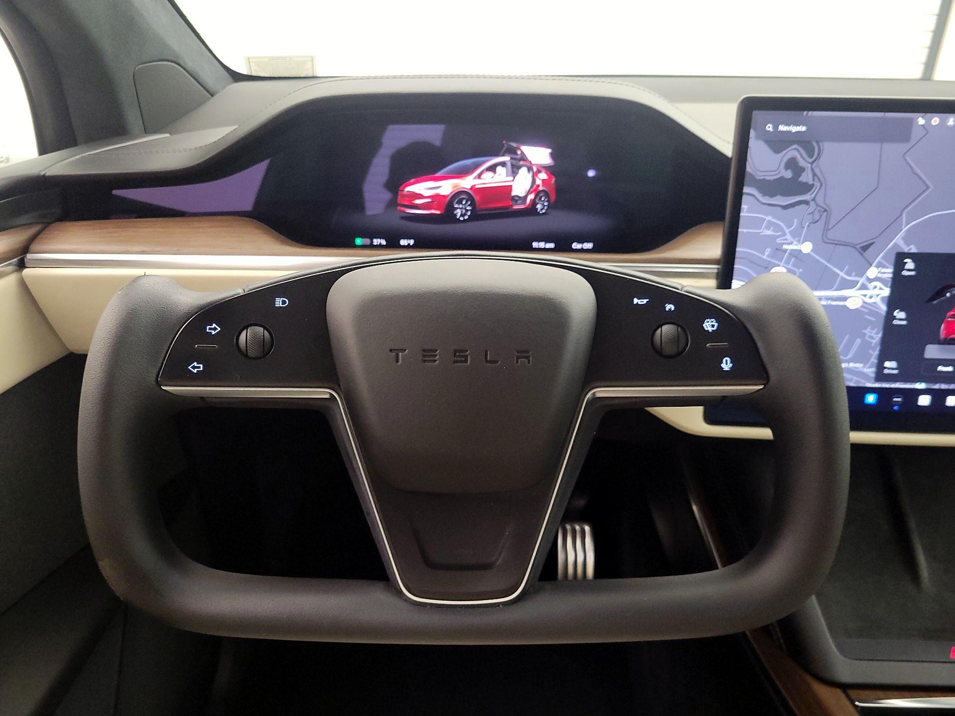 Thumbnail: 2022 Tesla Model X - 10