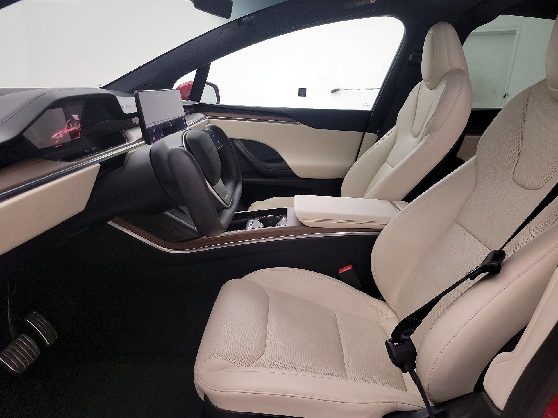 Thumbnail: 2022 Tesla Model X - 11