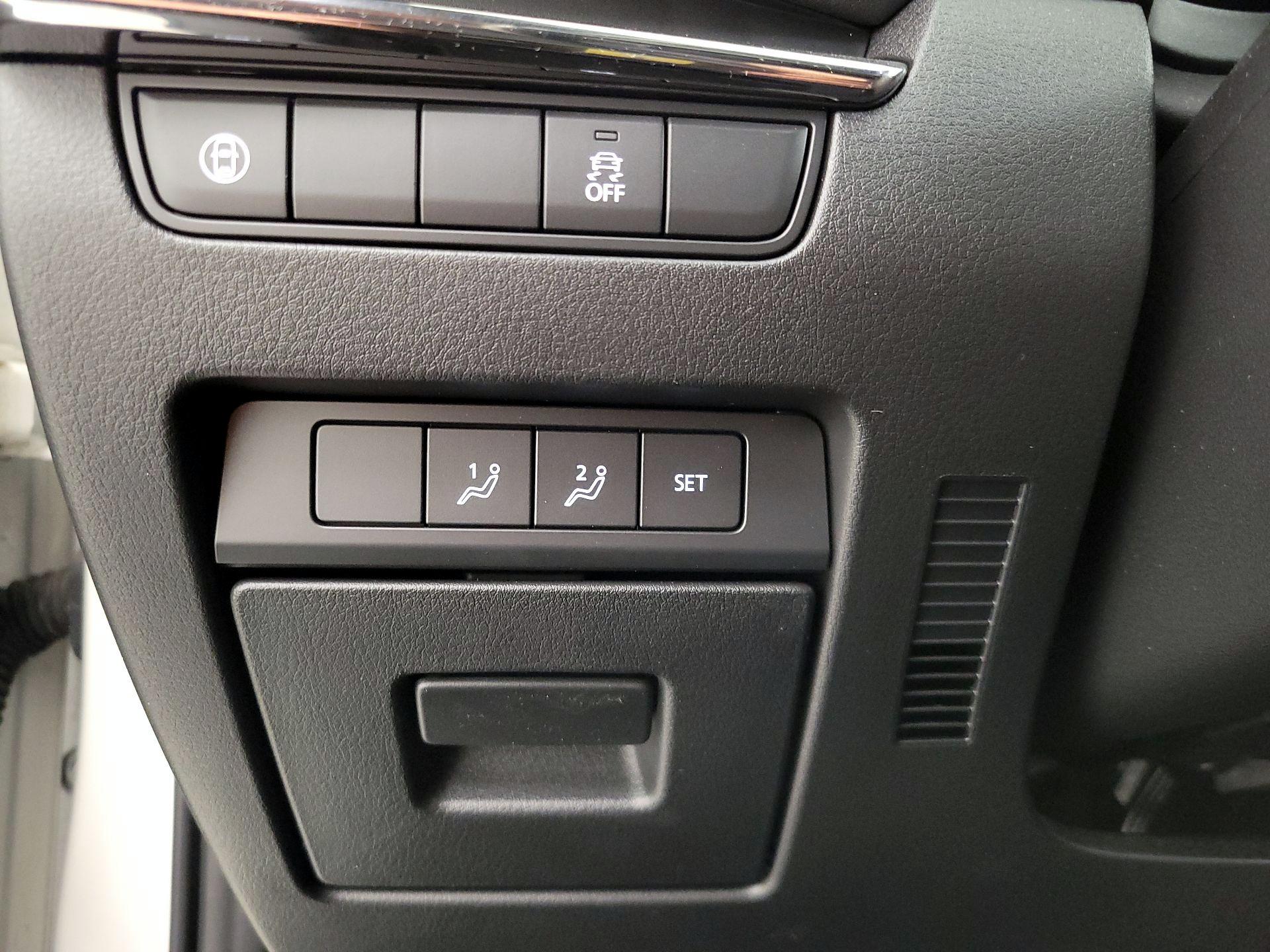 Thumbnail: 2020 Mazda Mazda3 - 13