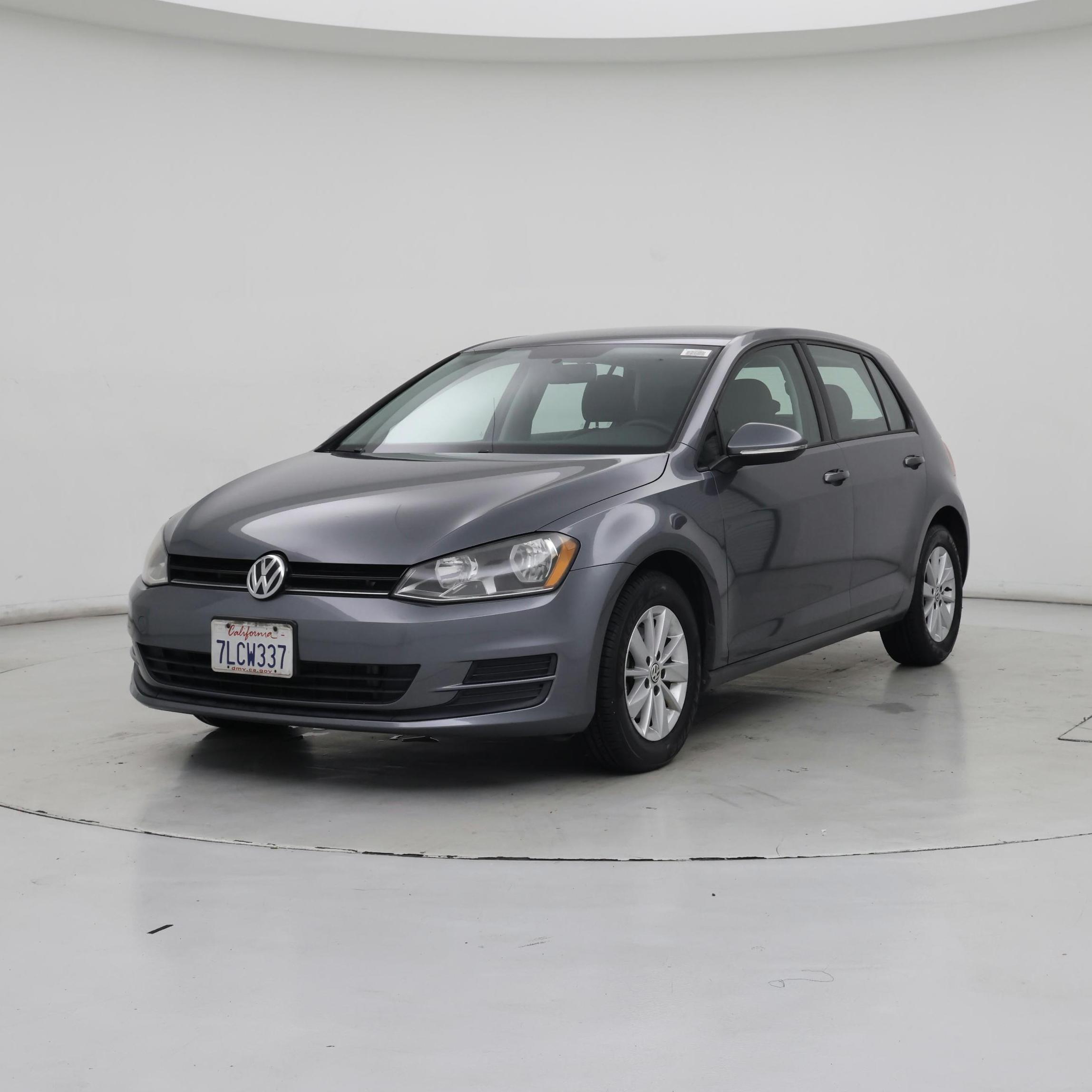 Thumbnail: 2015 Volkswagen Golf - 4