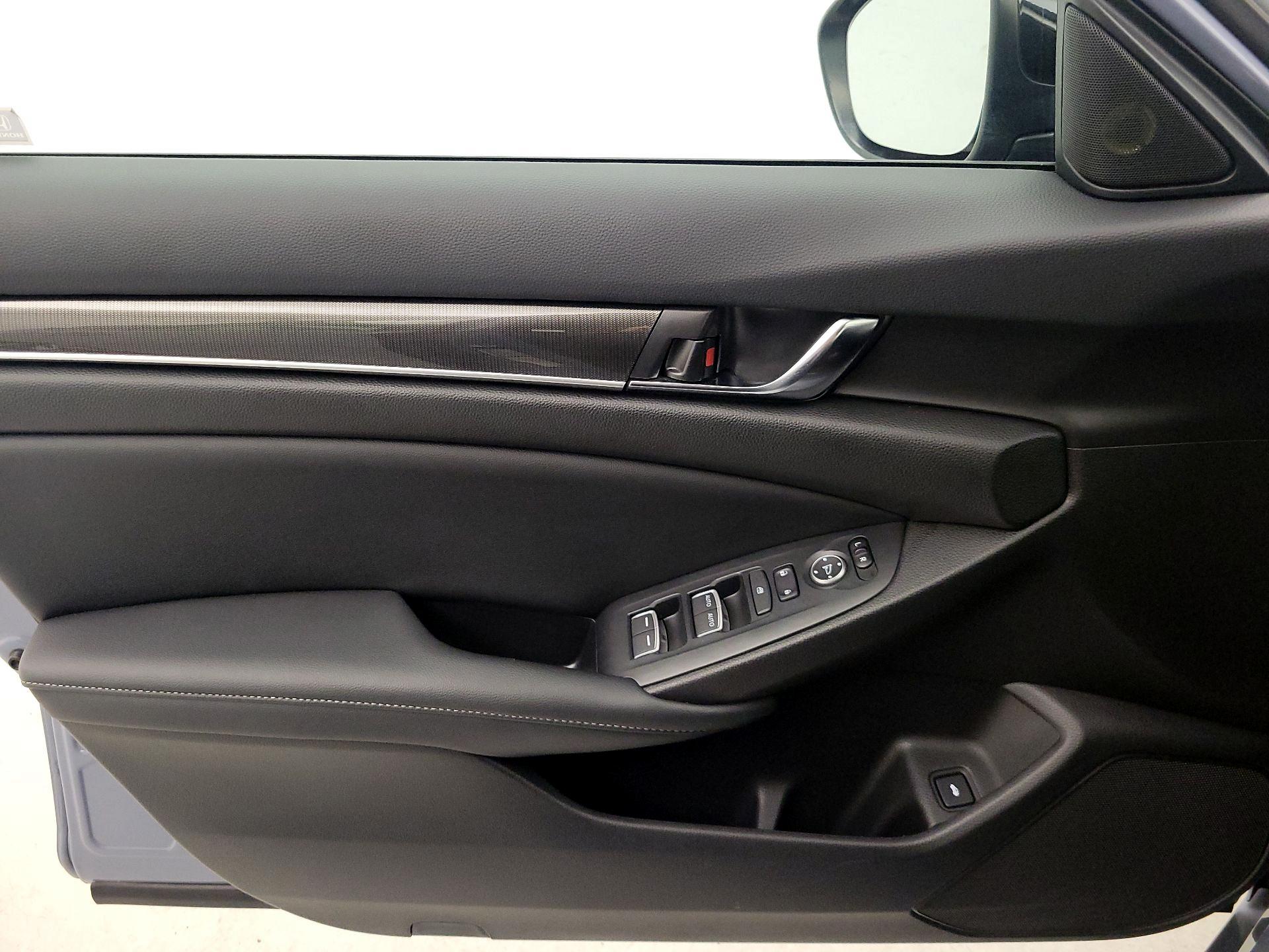 Thumbnail: 2022 Honda Accord - 12