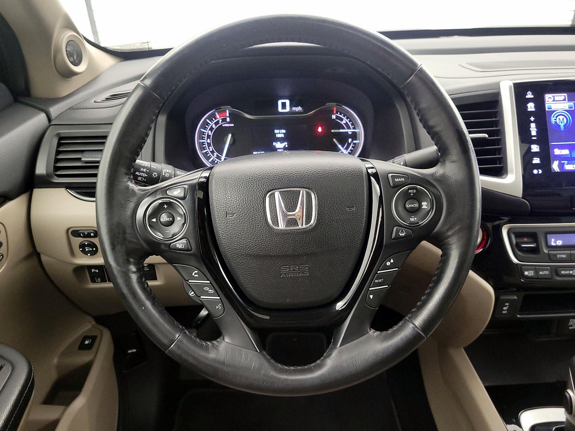 Thumbnail: 2019 Honda Ridgeline - 10