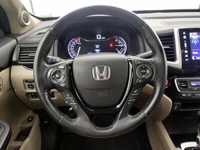 Steering Wheel & Instrument Cluster (On)