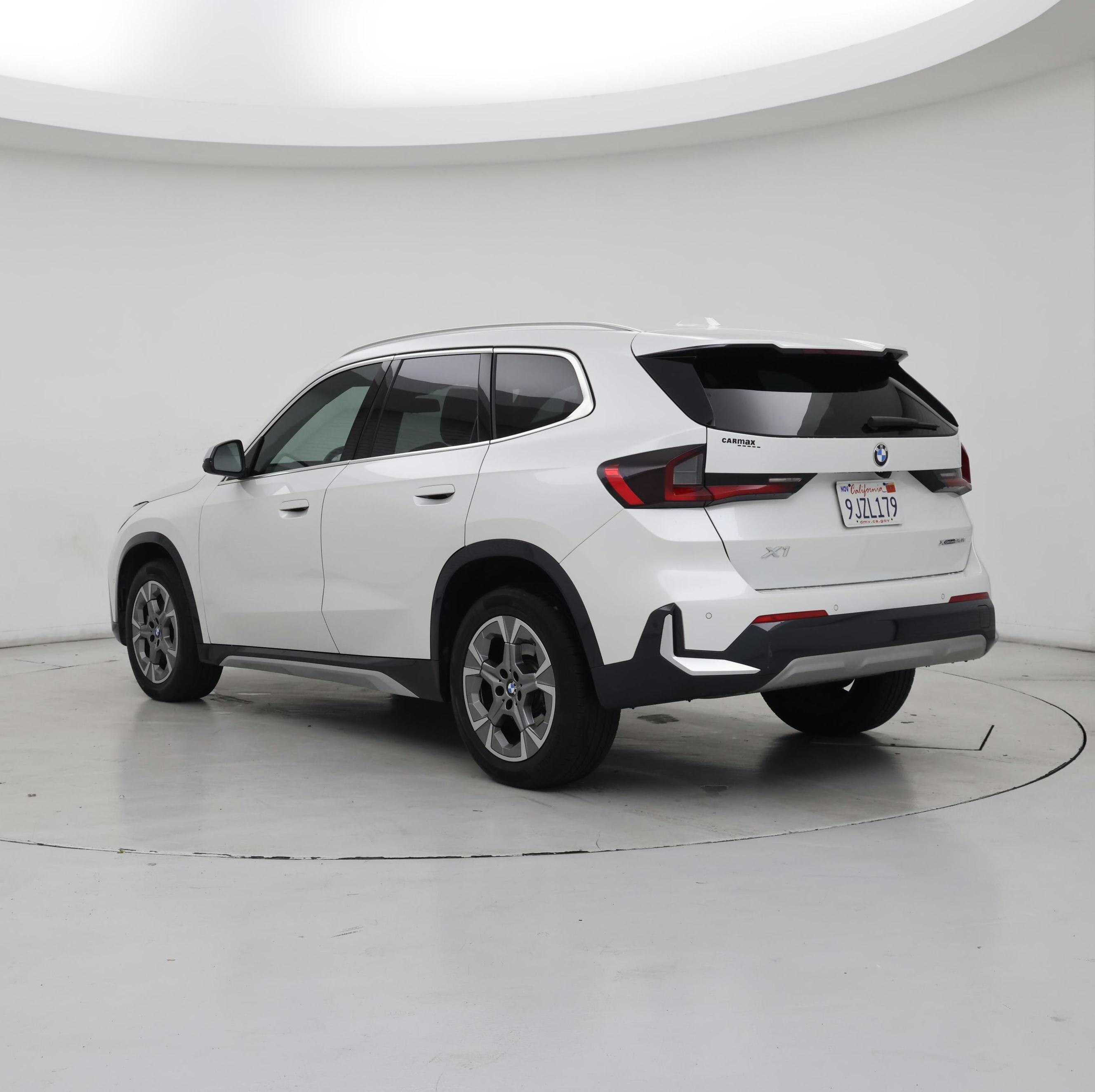 Thumbnail: 2023 BMW X1 - 2