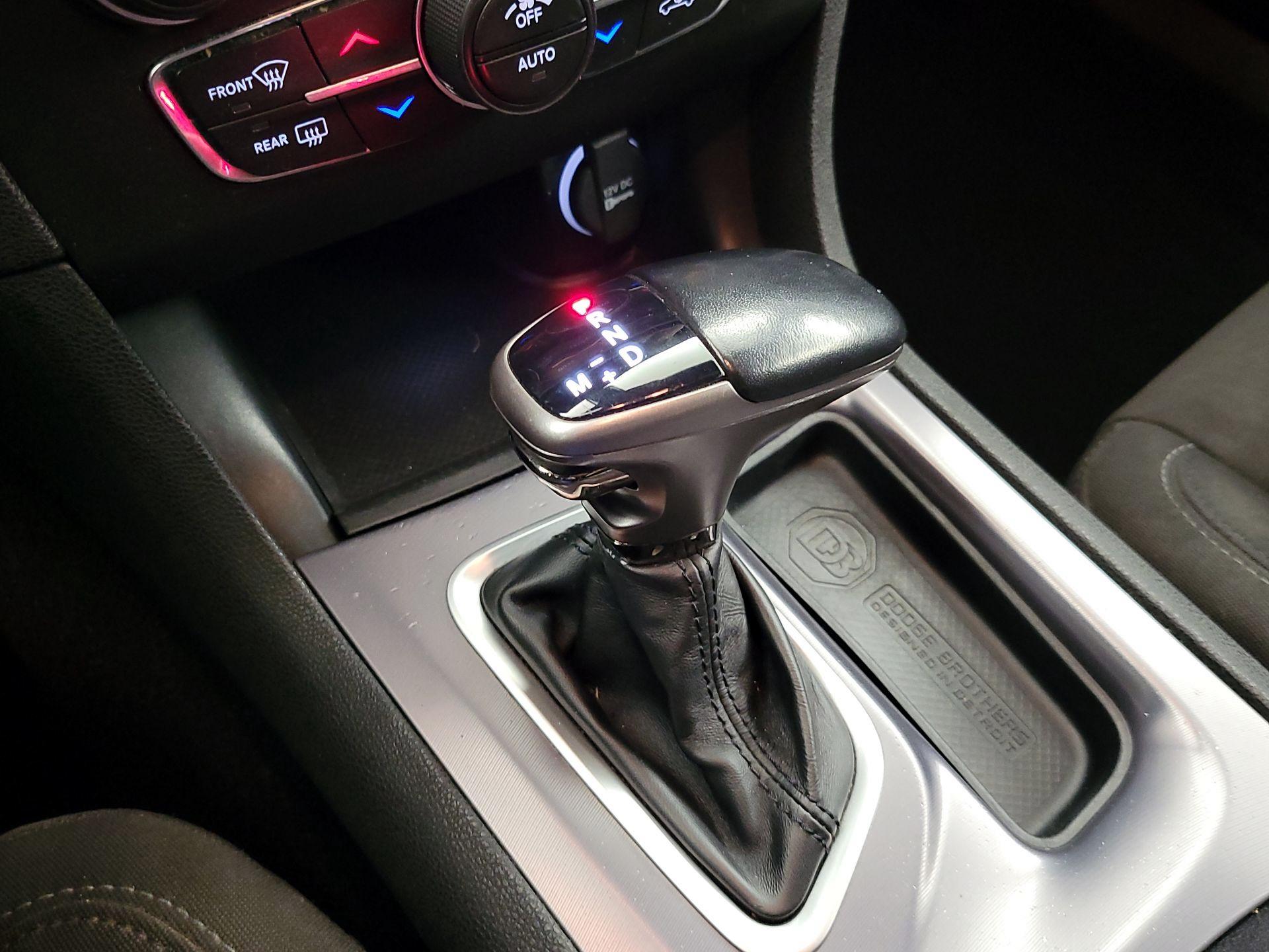 Thumbnail: 2020 Dodge Charger - 17