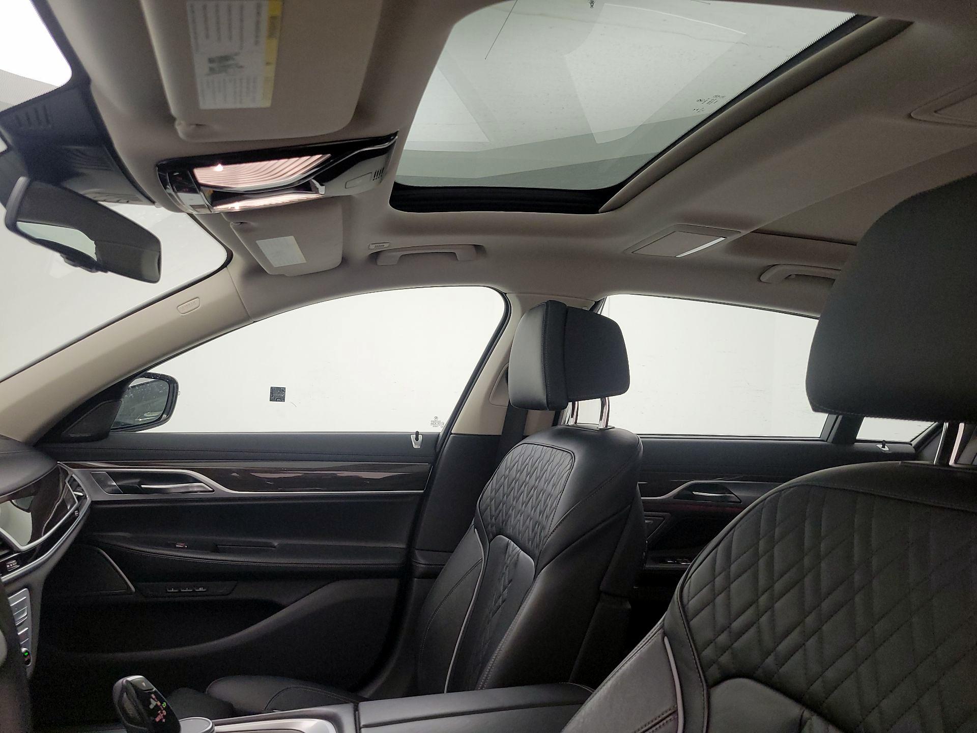 Thumbnail: 2020 BMW 7 Series - 20