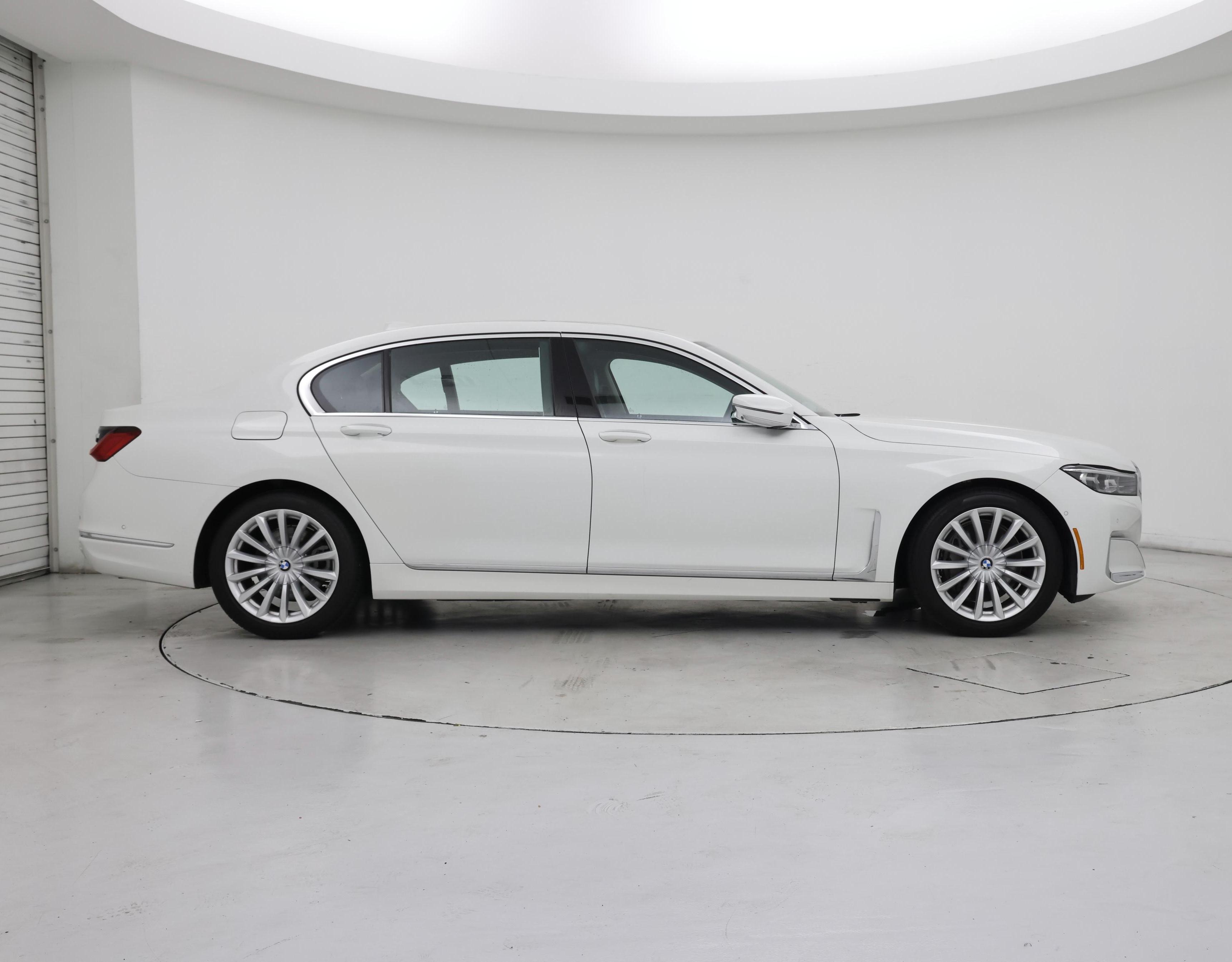 Thumbnail: 2020 BMW 7 Series - 7