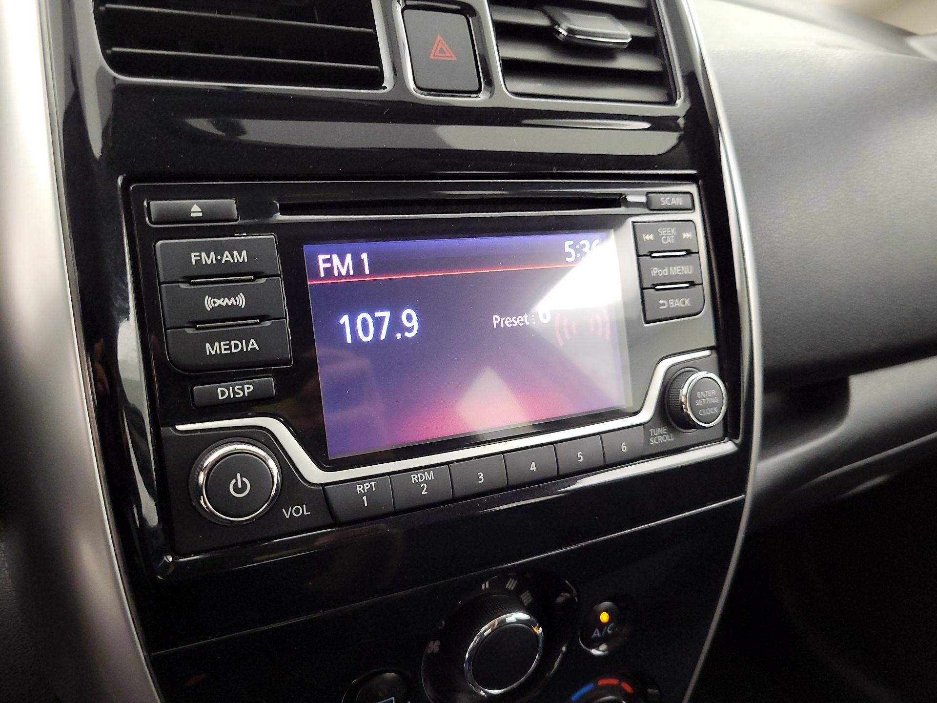 Thumbnail: 2017 Nissan Versa Note - 15