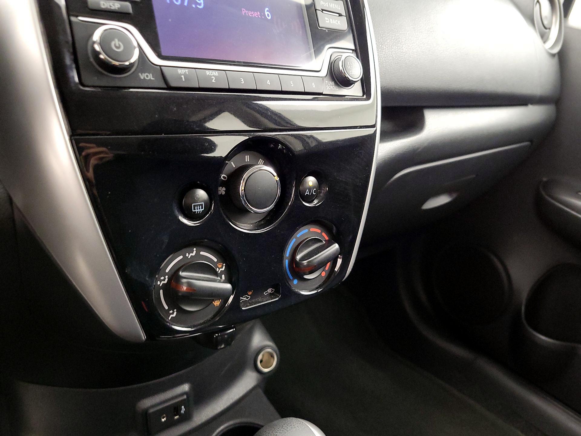 Thumbnail: 2017 Nissan Versa Note - 16