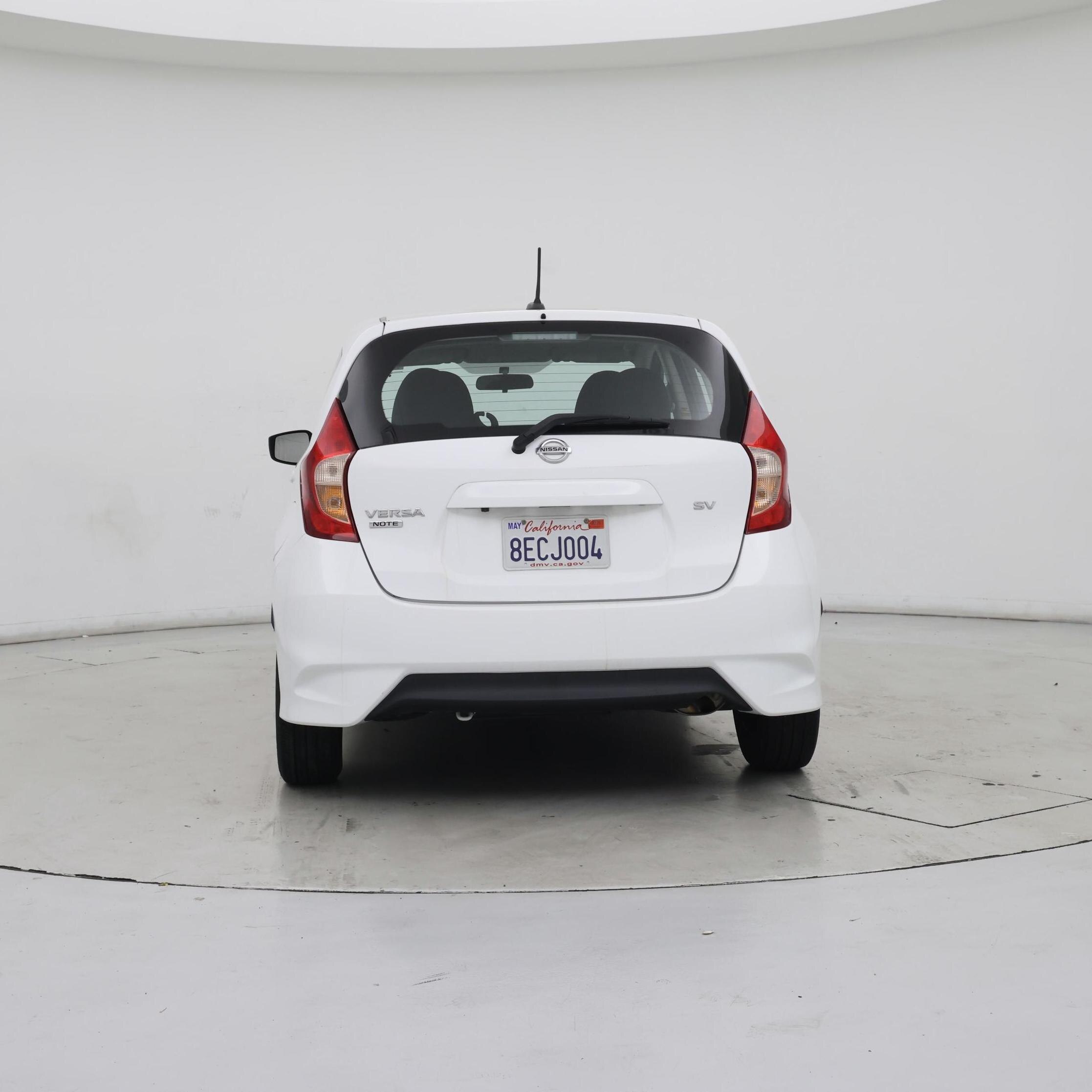 Thumbnail: 2017 Nissan Versa Note - 6