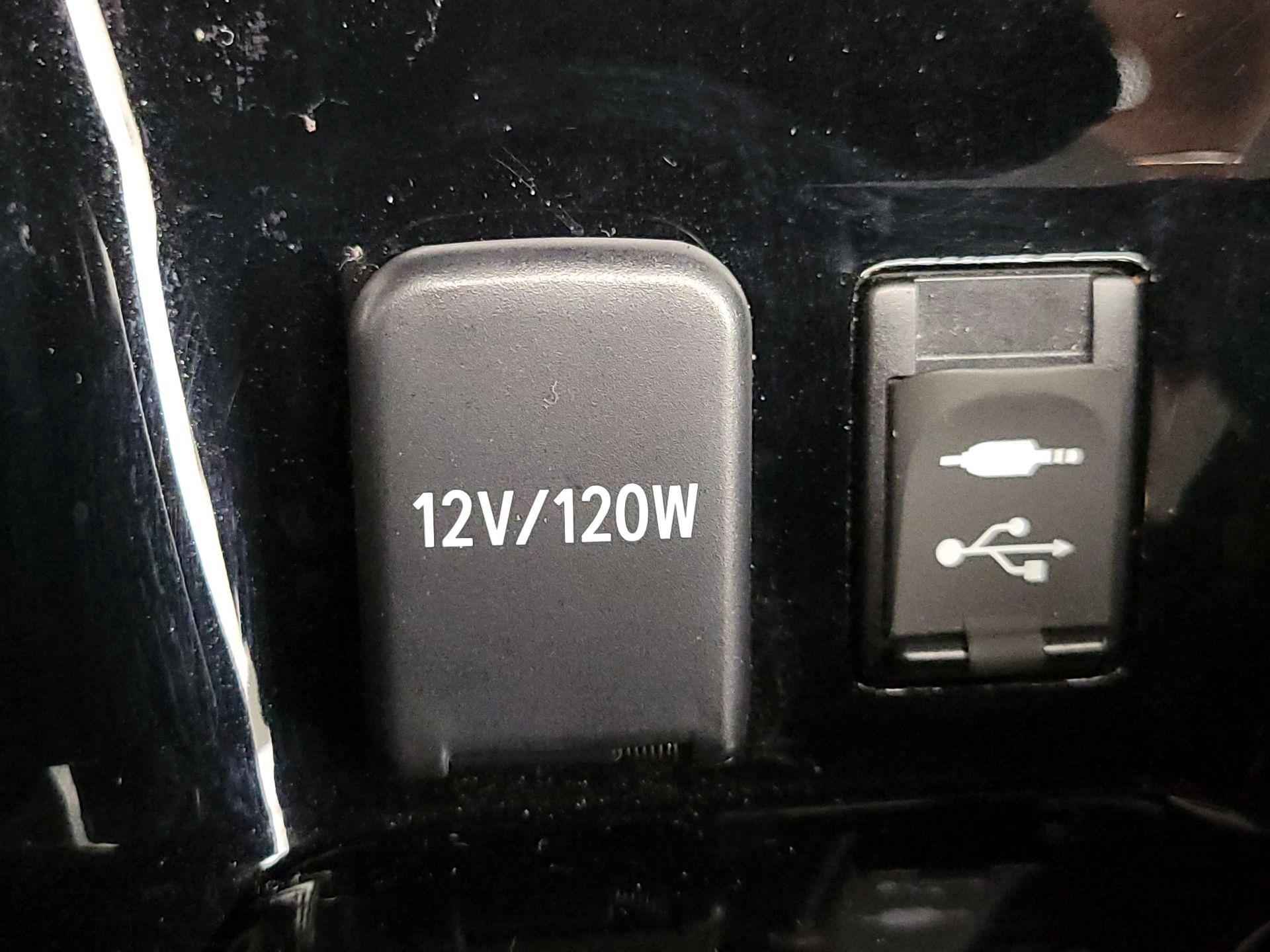 Thumbnail: 2017 Toyota Prius Prime - 19