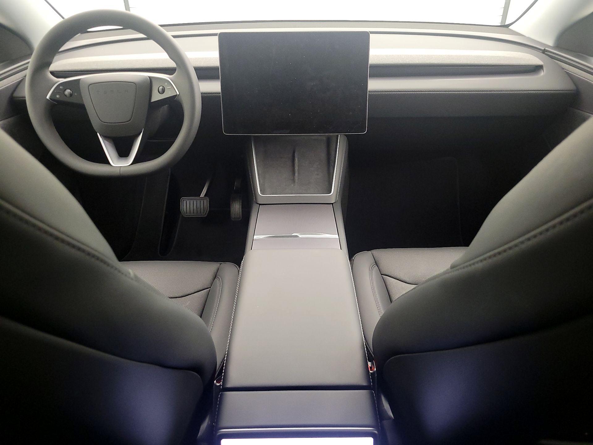 Thumbnail: 2026 Tesla Model Y - 9