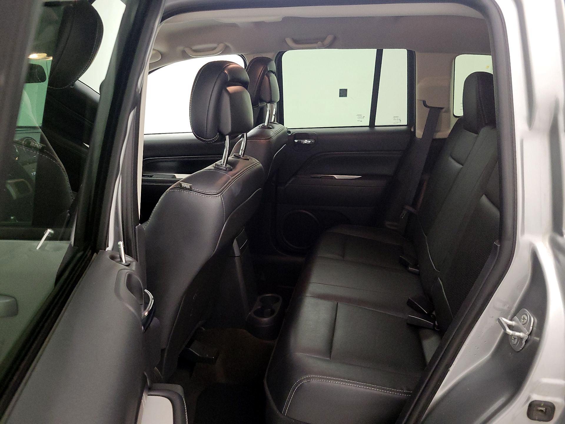 Thumbnail: 2014 Jeep Compass - 17