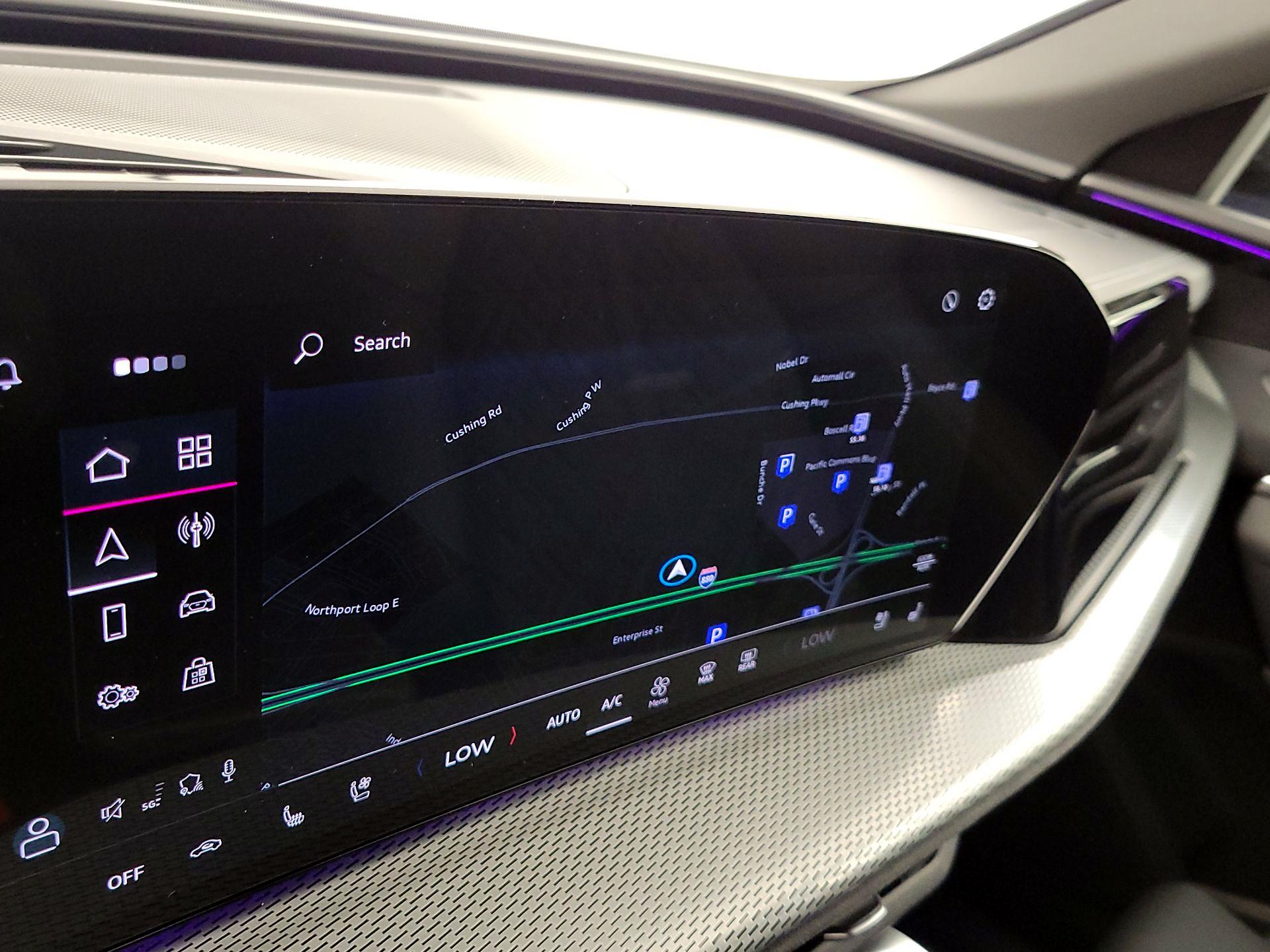 Thumbnail: 2025 Audi SQ5 - 13