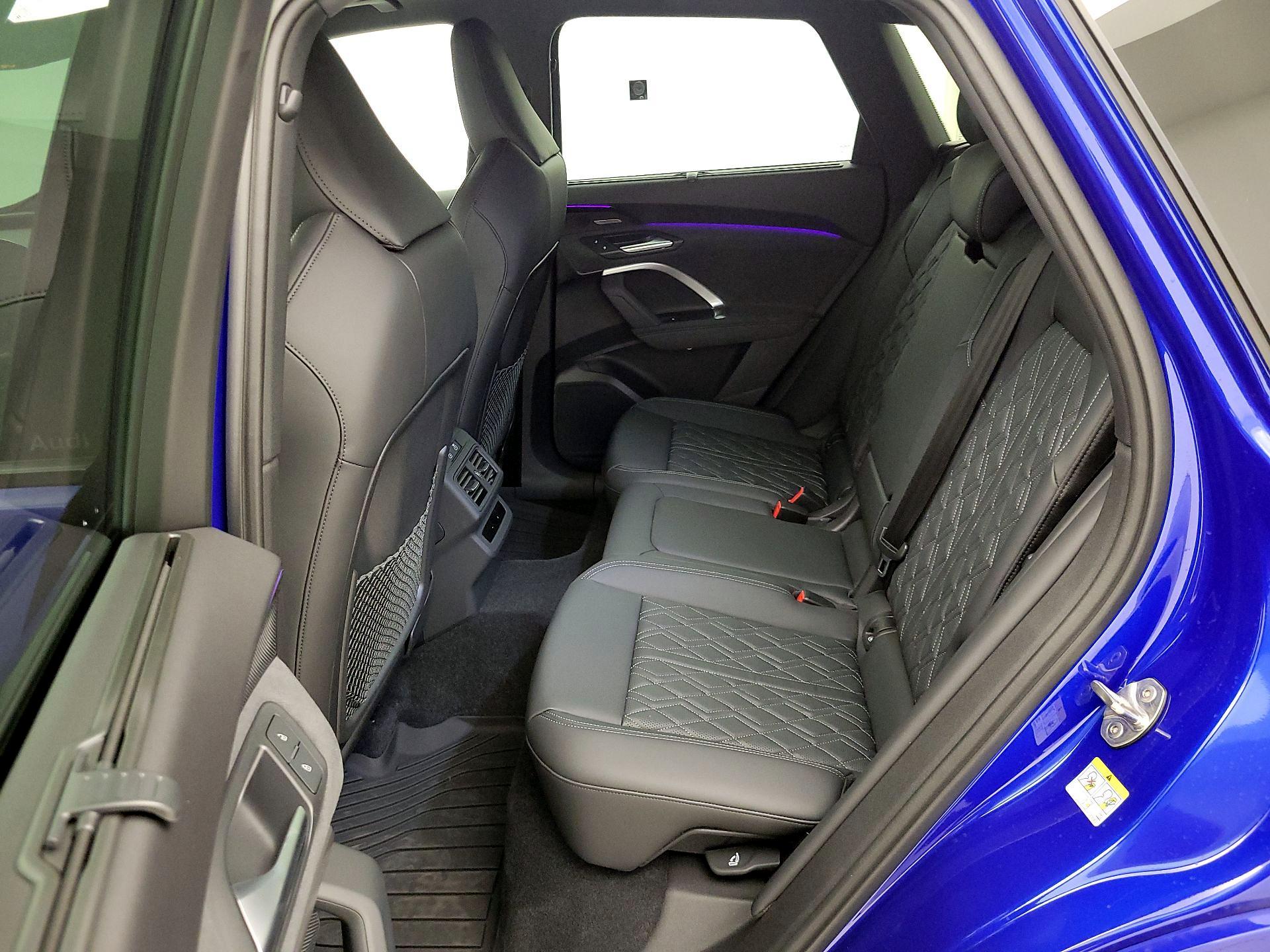 Thumbnail: 2025 Audi SQ5 - 19