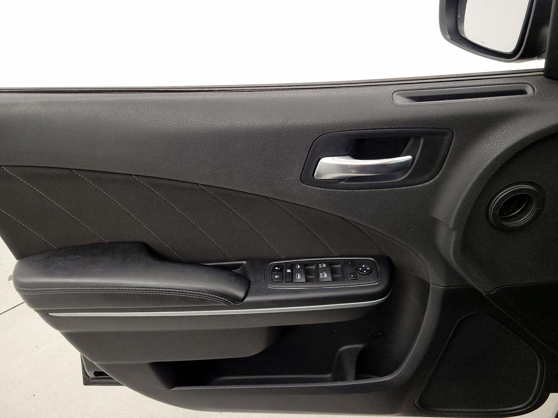 Thumbnail: 2021 Dodge Charger - 12