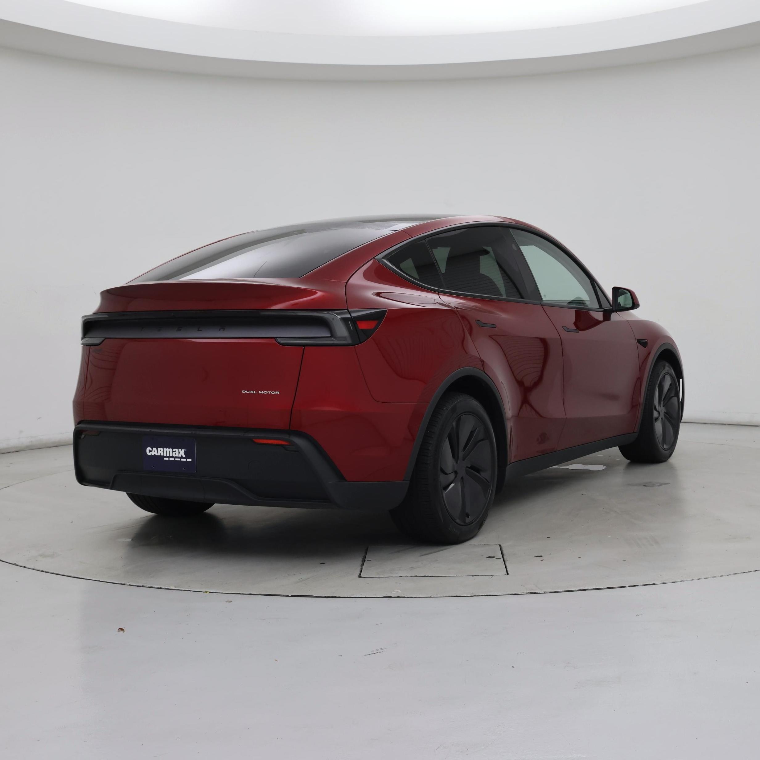 Thumbnail: 2026 Tesla Model Y - 8