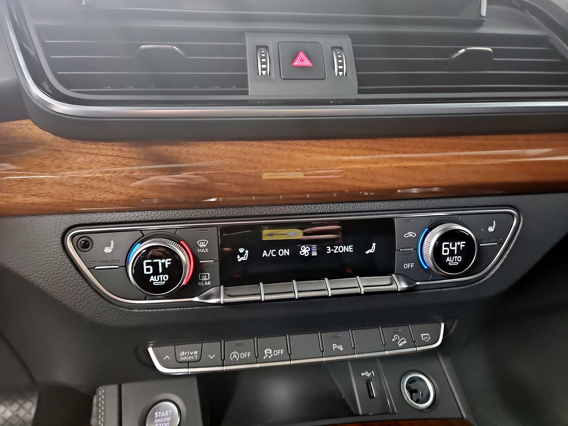 Thumbnail: 2023 Audi Q5 - 17