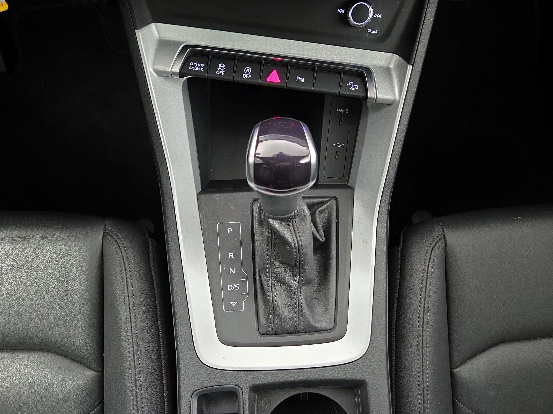 Thumbnail: 2022 Audi Q3 - 17
