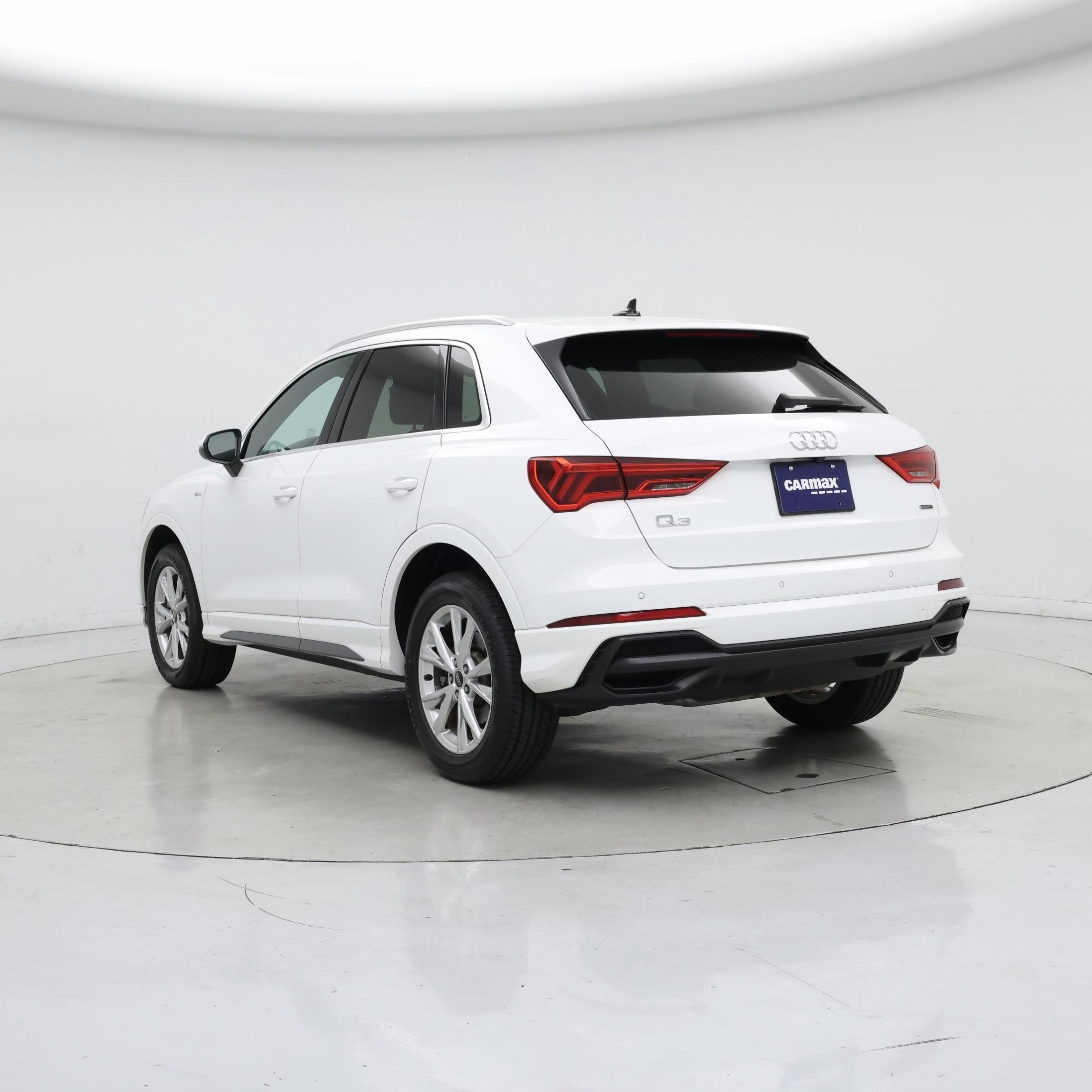 Thumbnail: 2022 Audi Q3 - 2