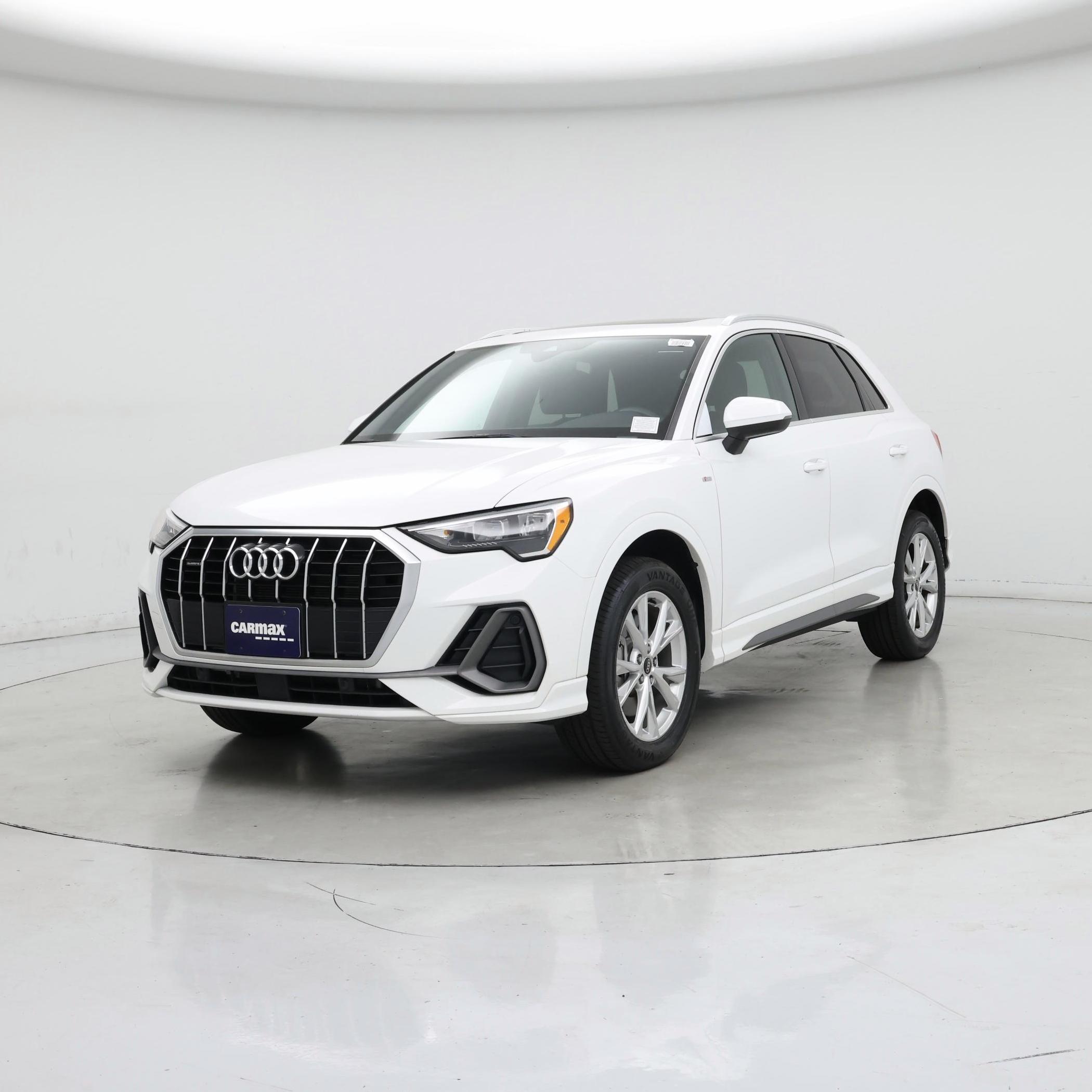 Thumbnail: 2022 Audi Q3 - 4